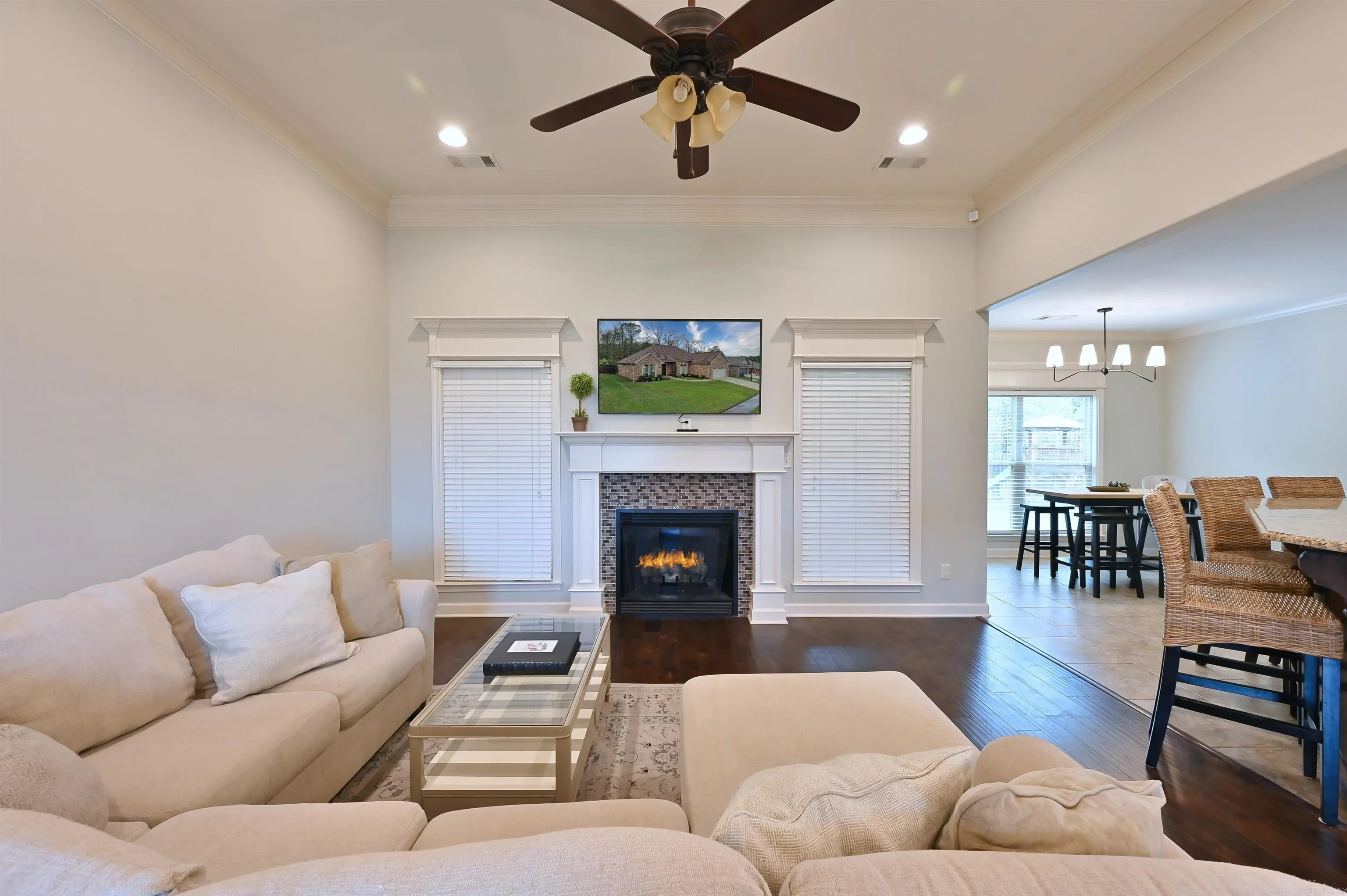 Property at 1158  Oak glenn - Image 8