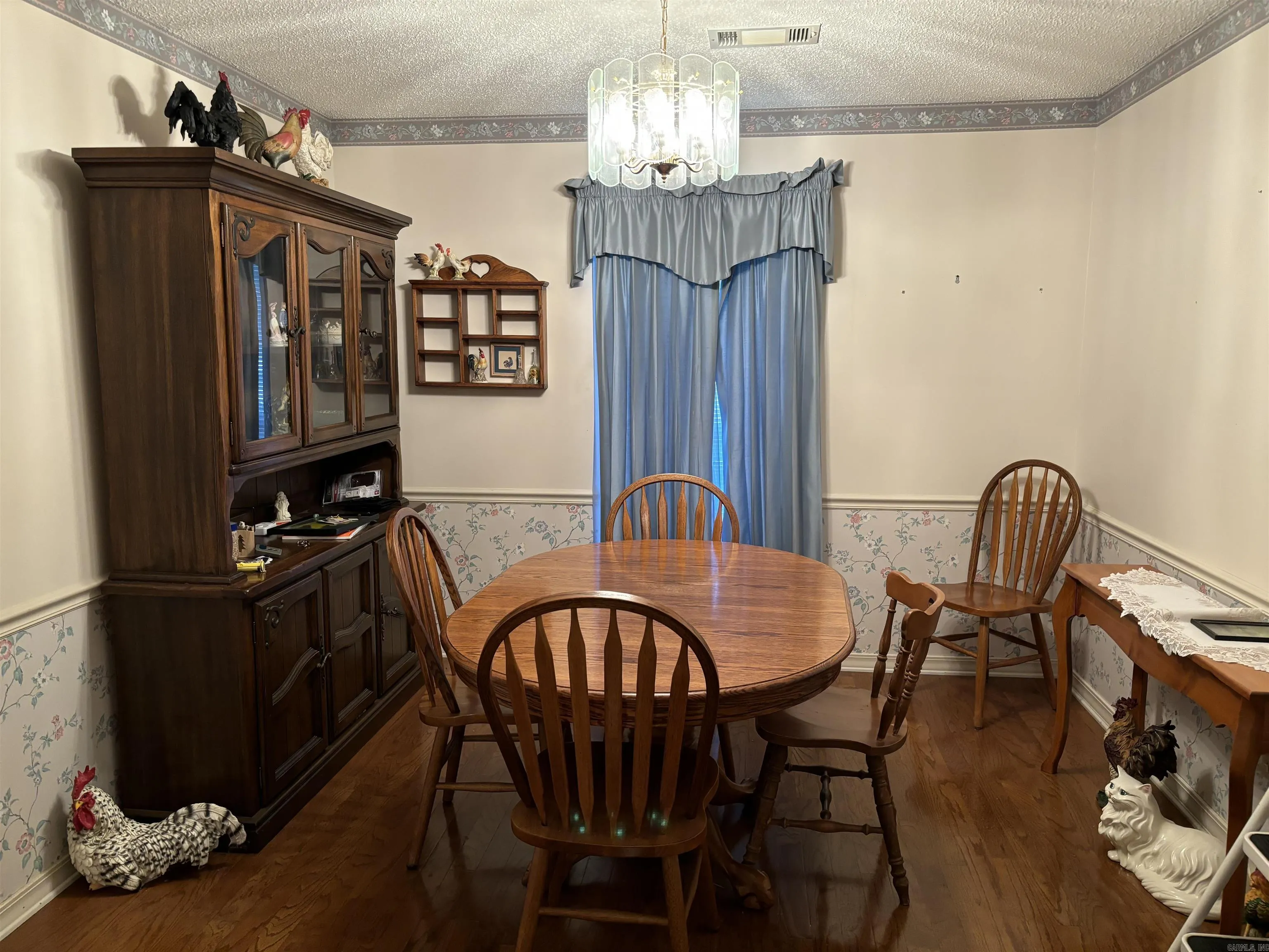 Property at 12  Tripp - Image 13