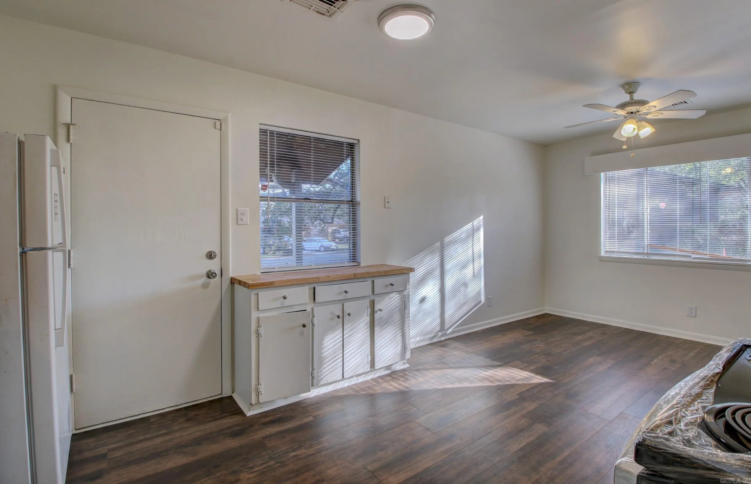 Property at 27  Meldia - Image 11