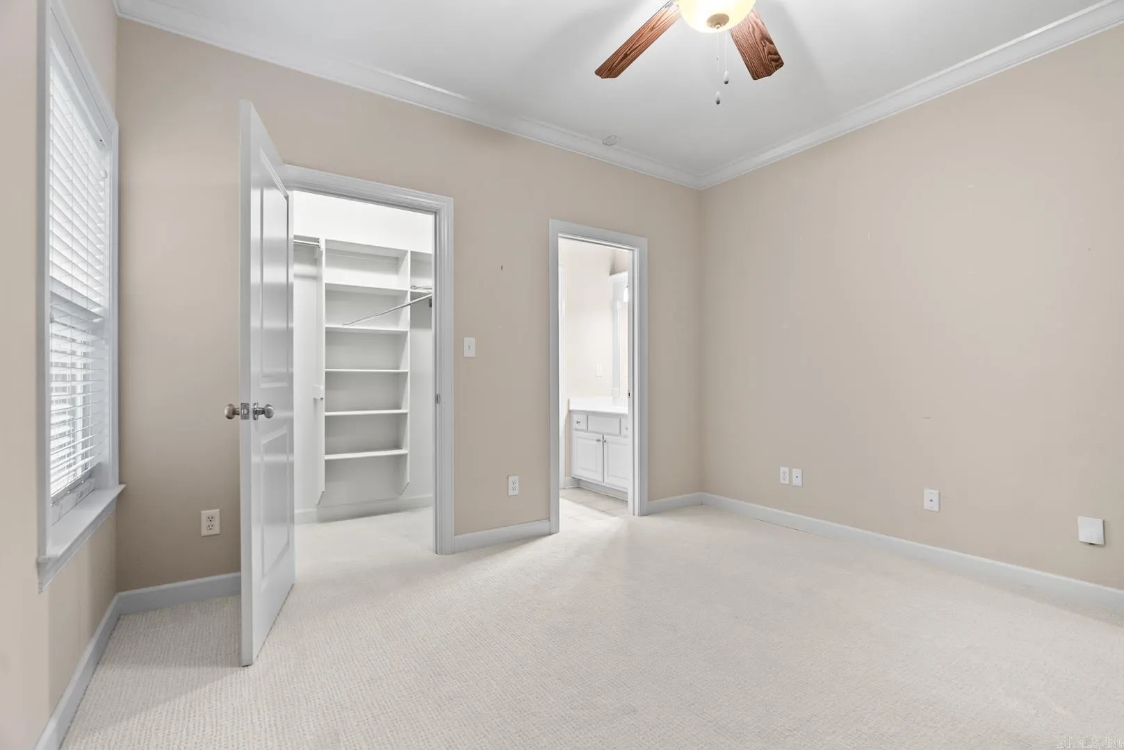 Property at 42  Bristol - Image 40