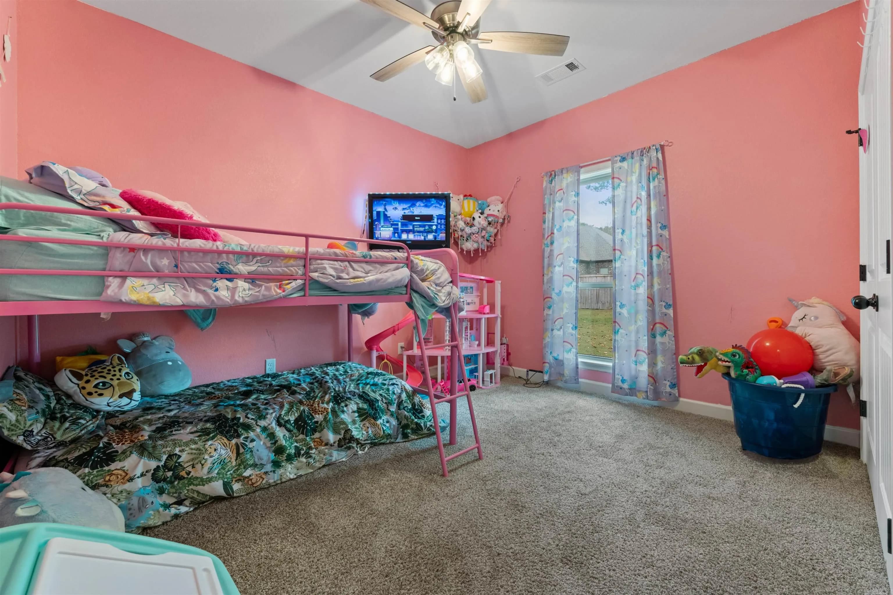 Property at 212  Heather - Image 26
