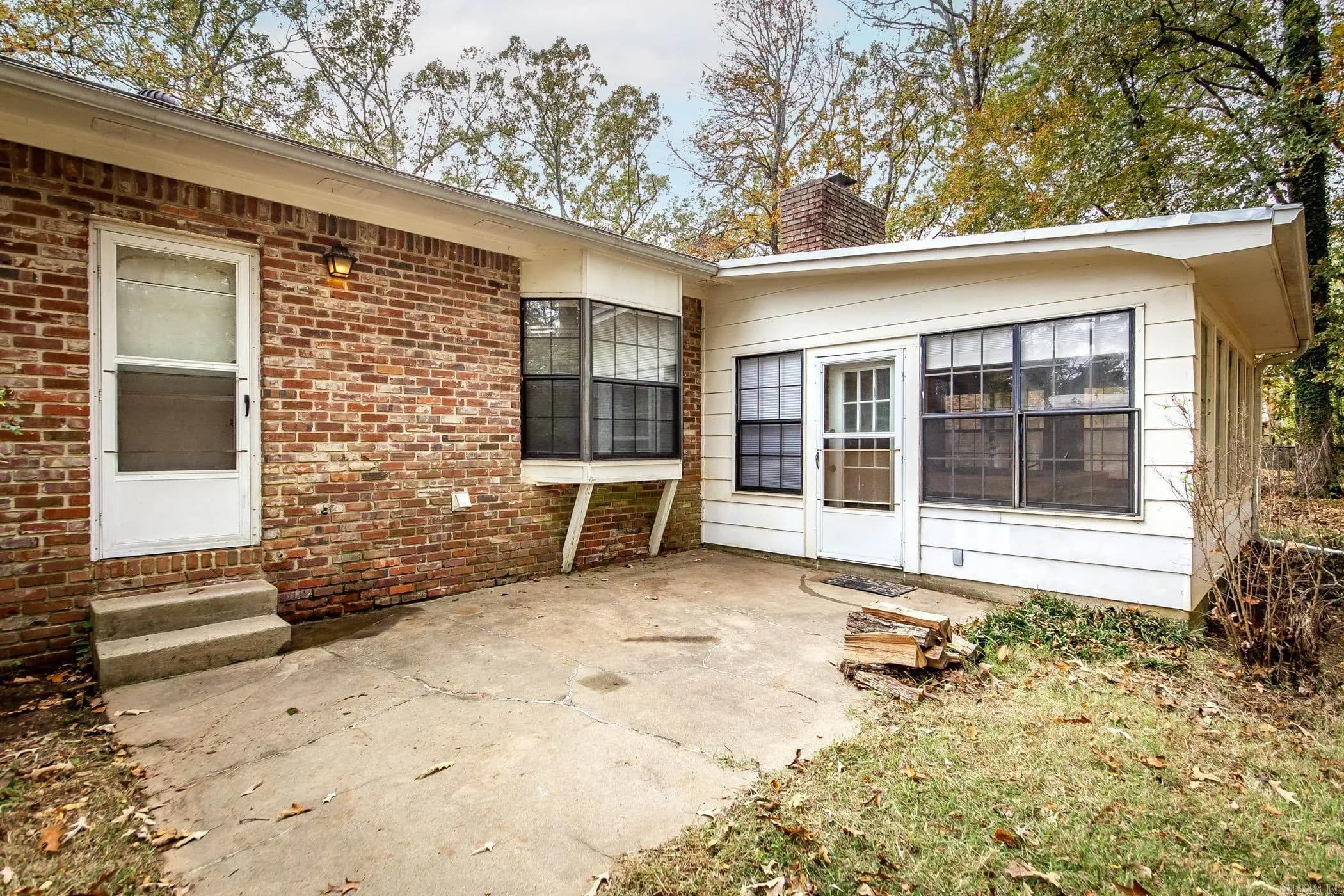 Property at 4330  Campground - Image 39