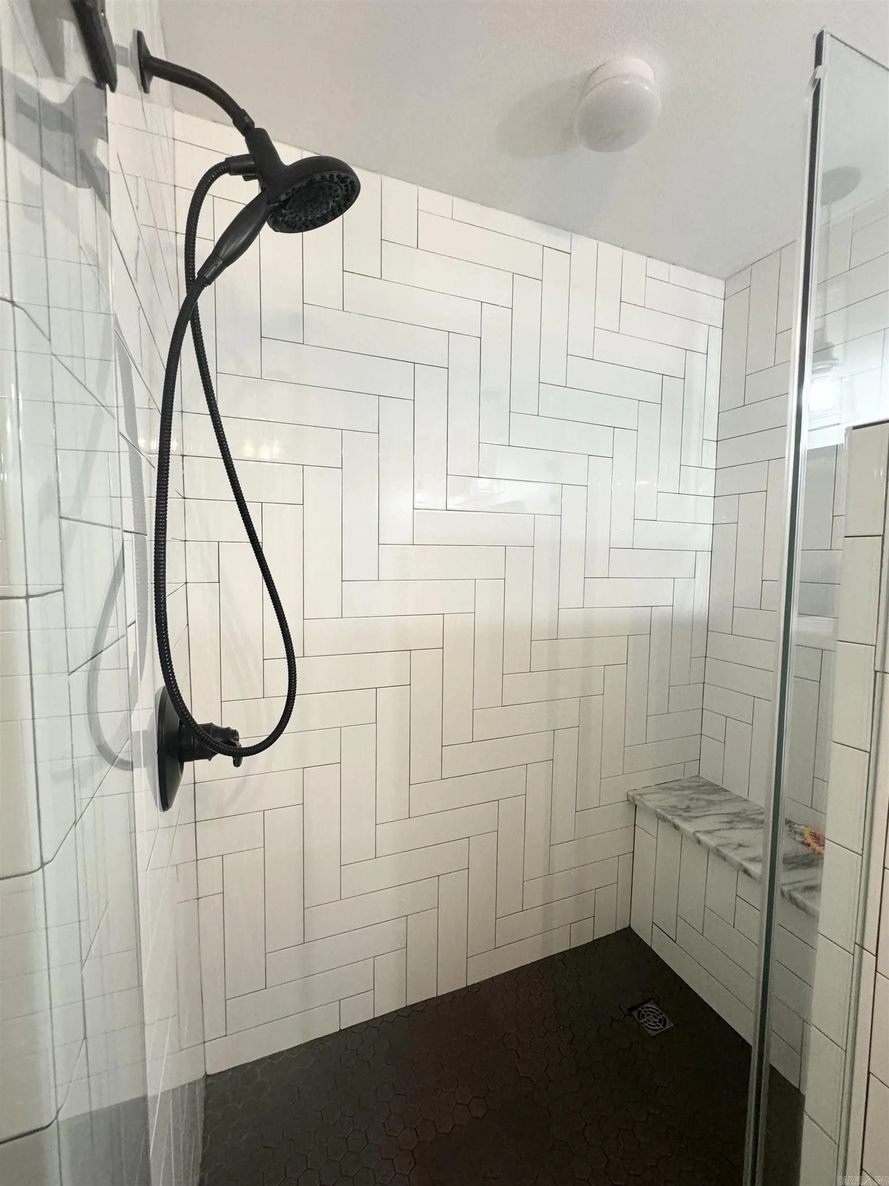 Property at 6009  Eagle creek - Image 6