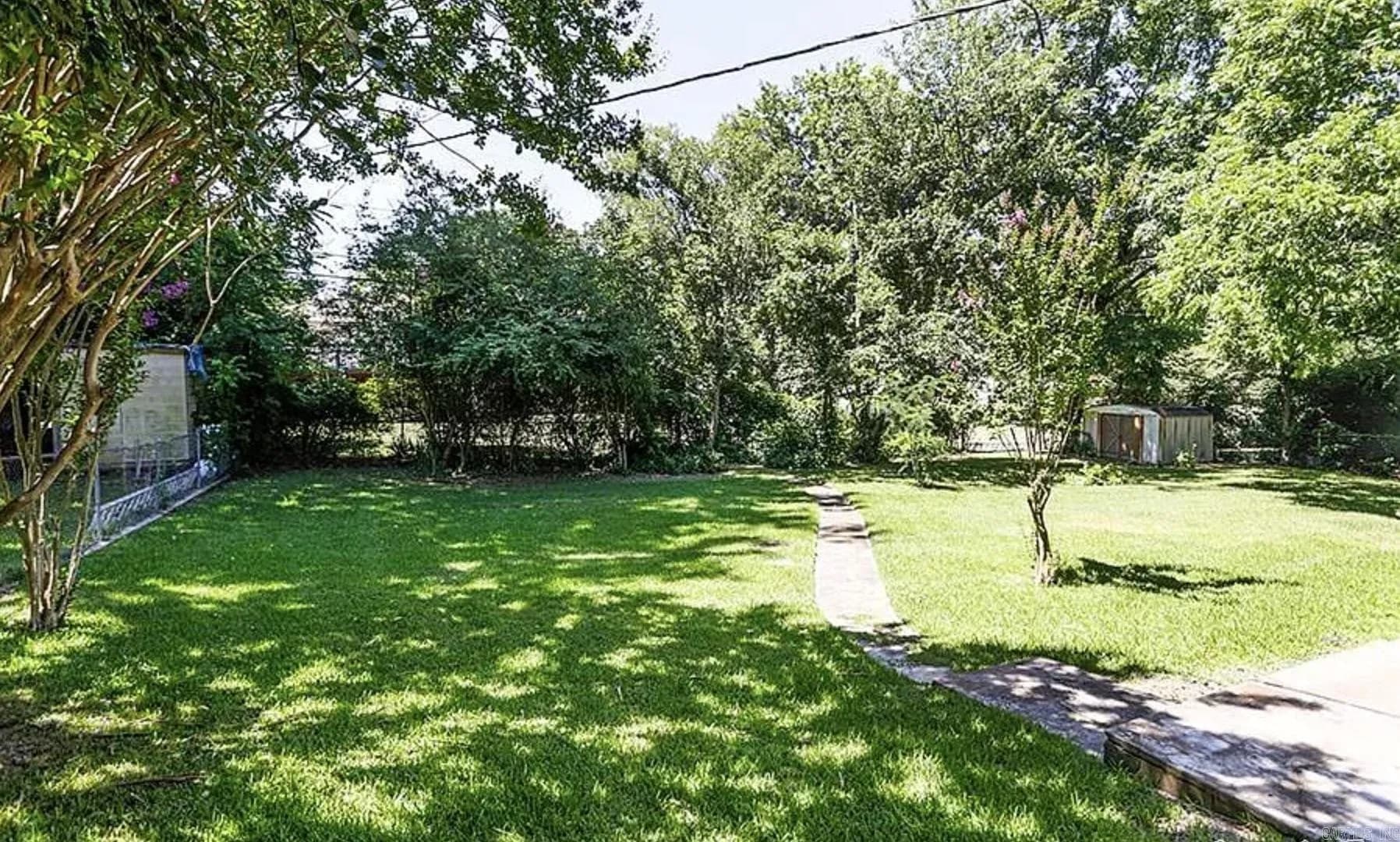 Property at 6811 W Markham - Image 16