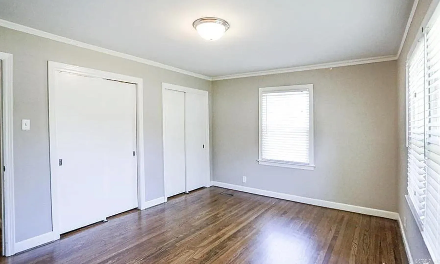 Property at 6811 W Markham - Image 15