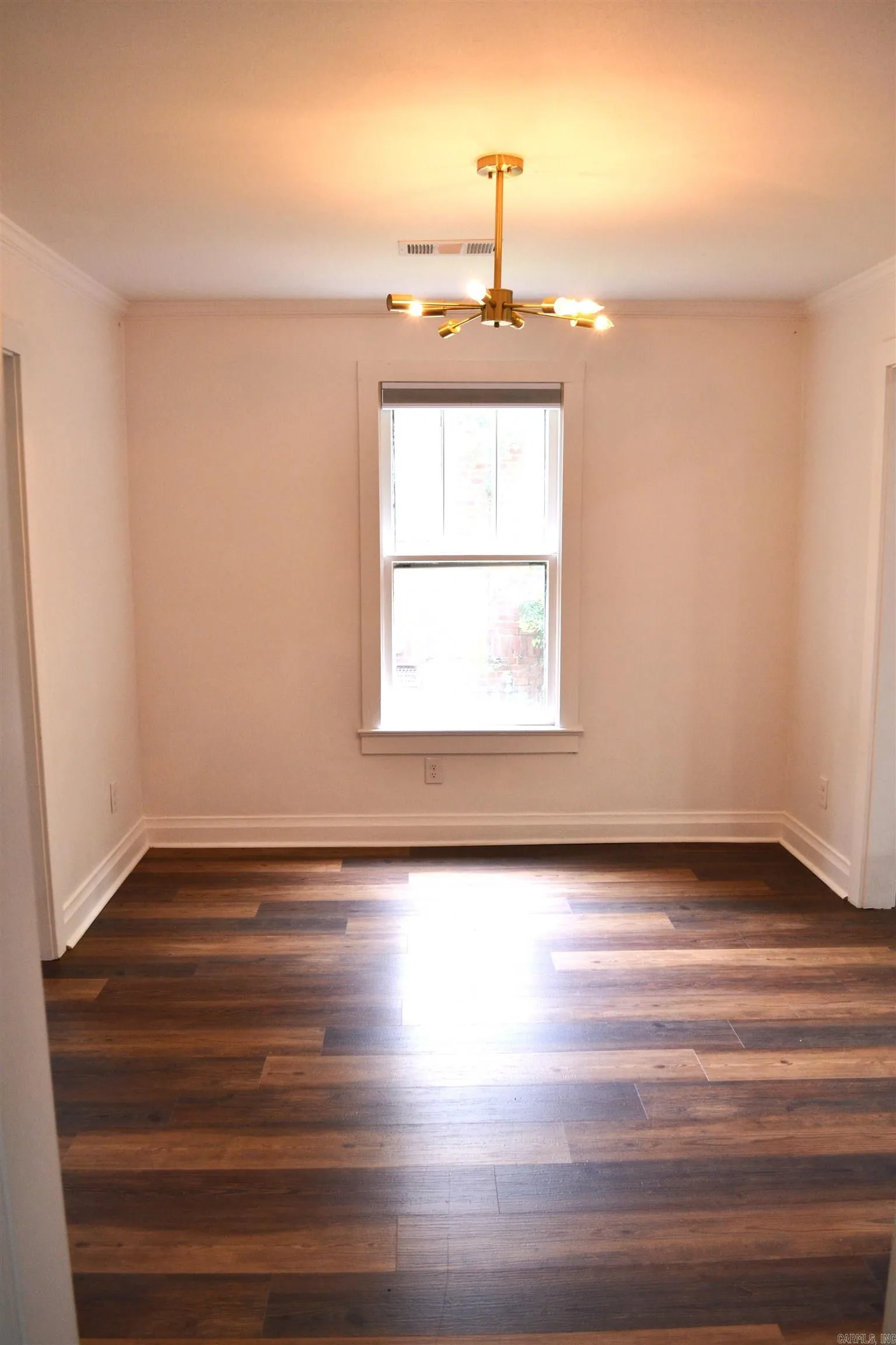 Property at 908 N Taylor - Image 17