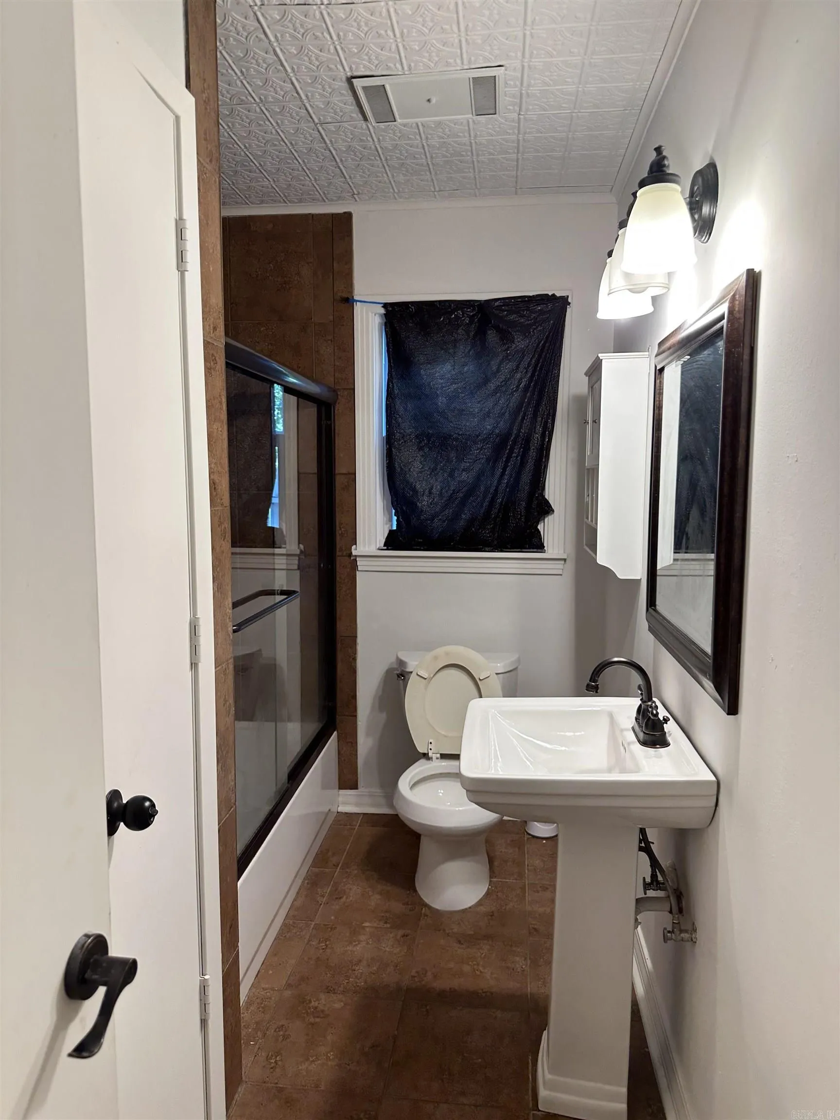 Property at 2609  Walnut - Image 3