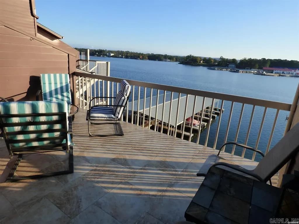Property at 142  Lake hamilton, 408 - Image 24
