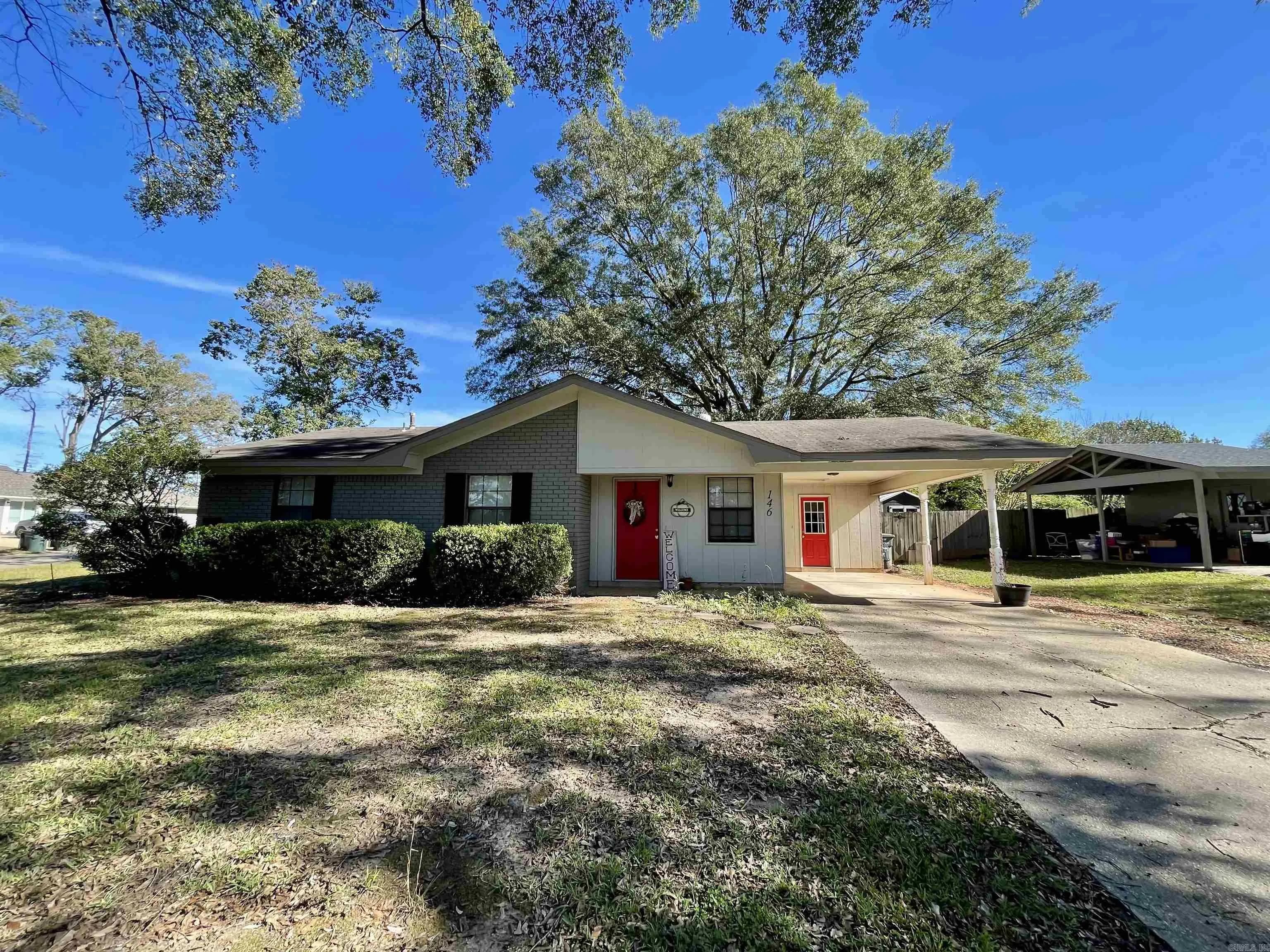 Property at 146  Elm - Image 20