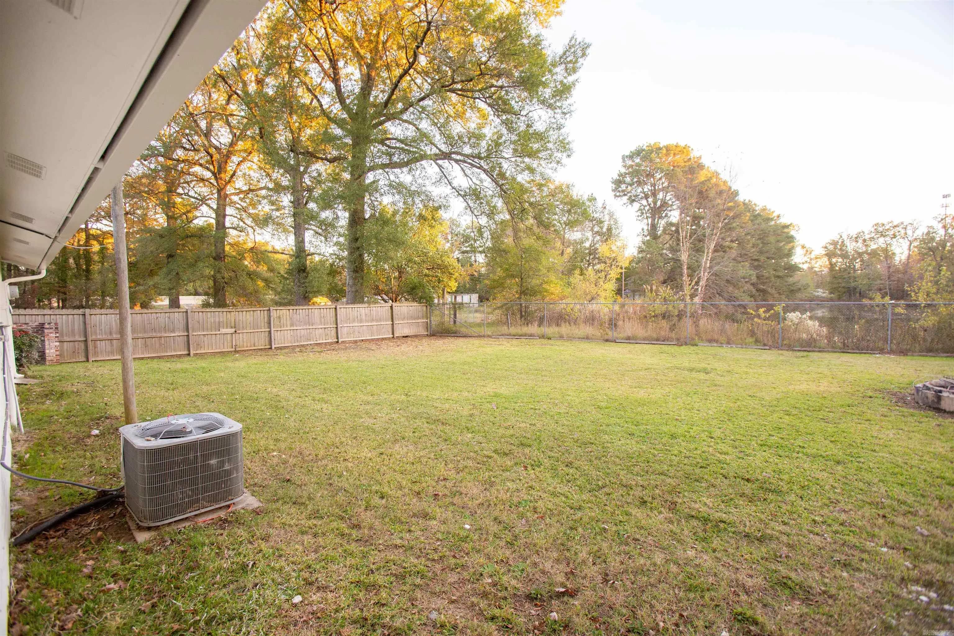 Property at 2112  Lancelot ln - Image 31