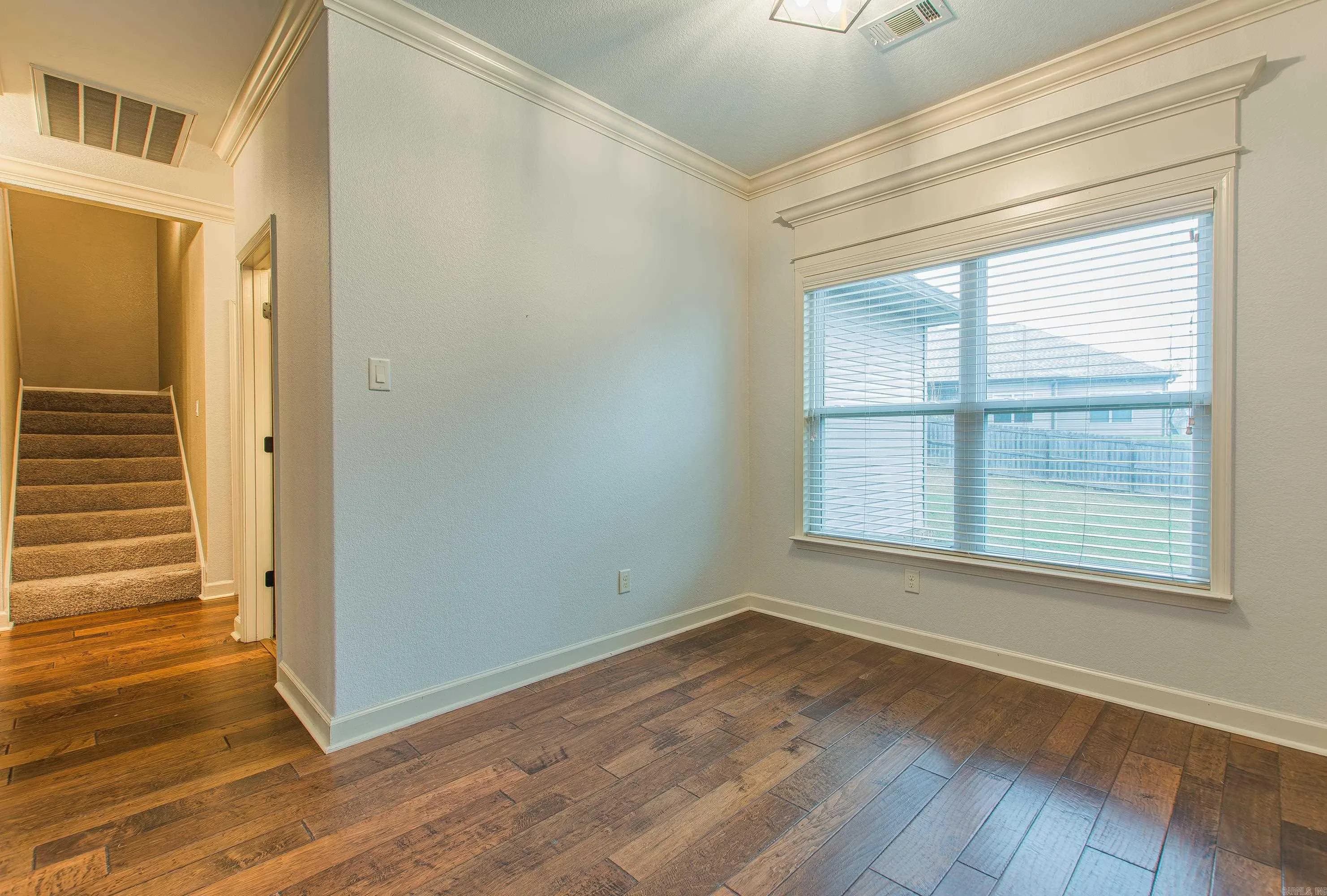 Property at 6834  Grace village - Image 18