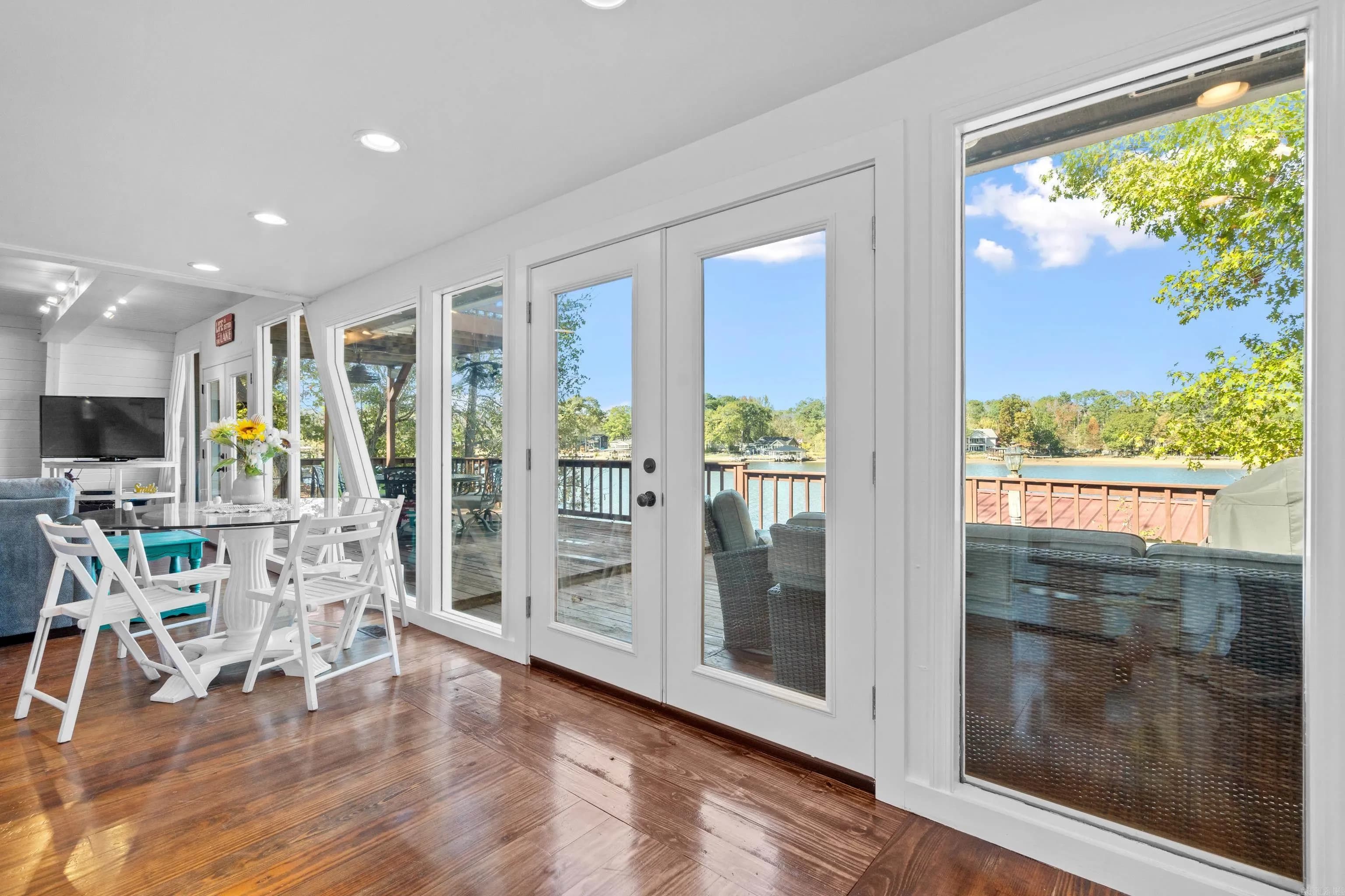 Property at 165  Quiet water - Image 15