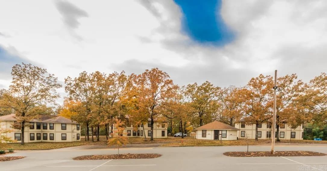 Property at 8815  Woodbine, MU - Image 9
