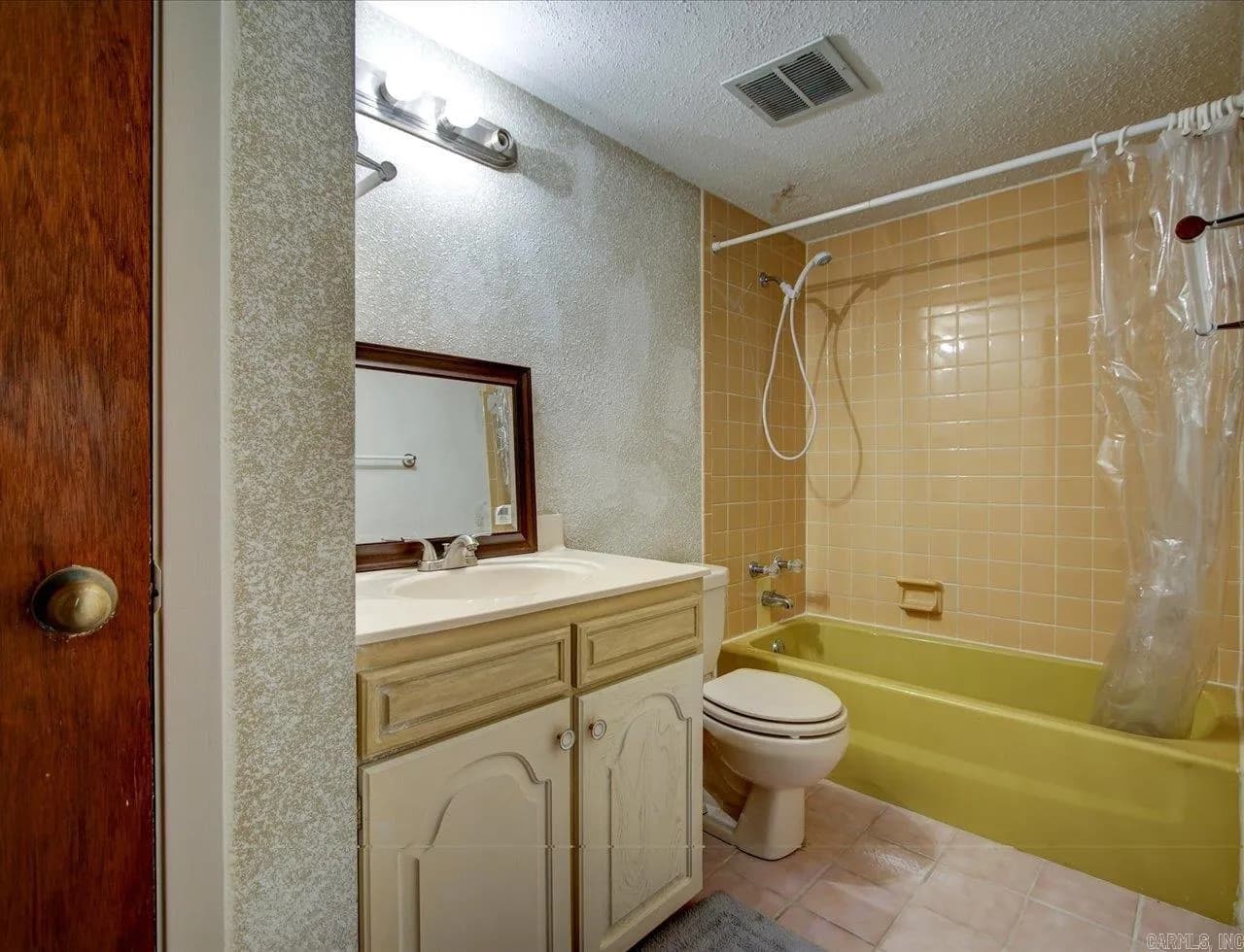Property at 13  Vaqueria - Image 9