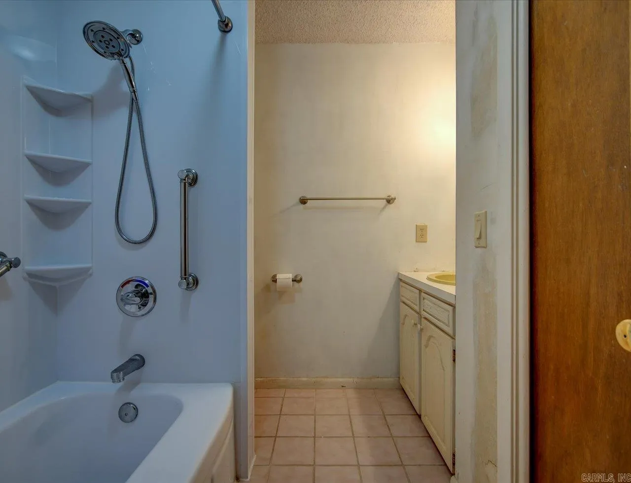 Property at 13  Vaqueria - Image 7