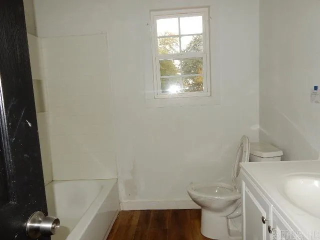 Property at 305 W Becky - Image 7