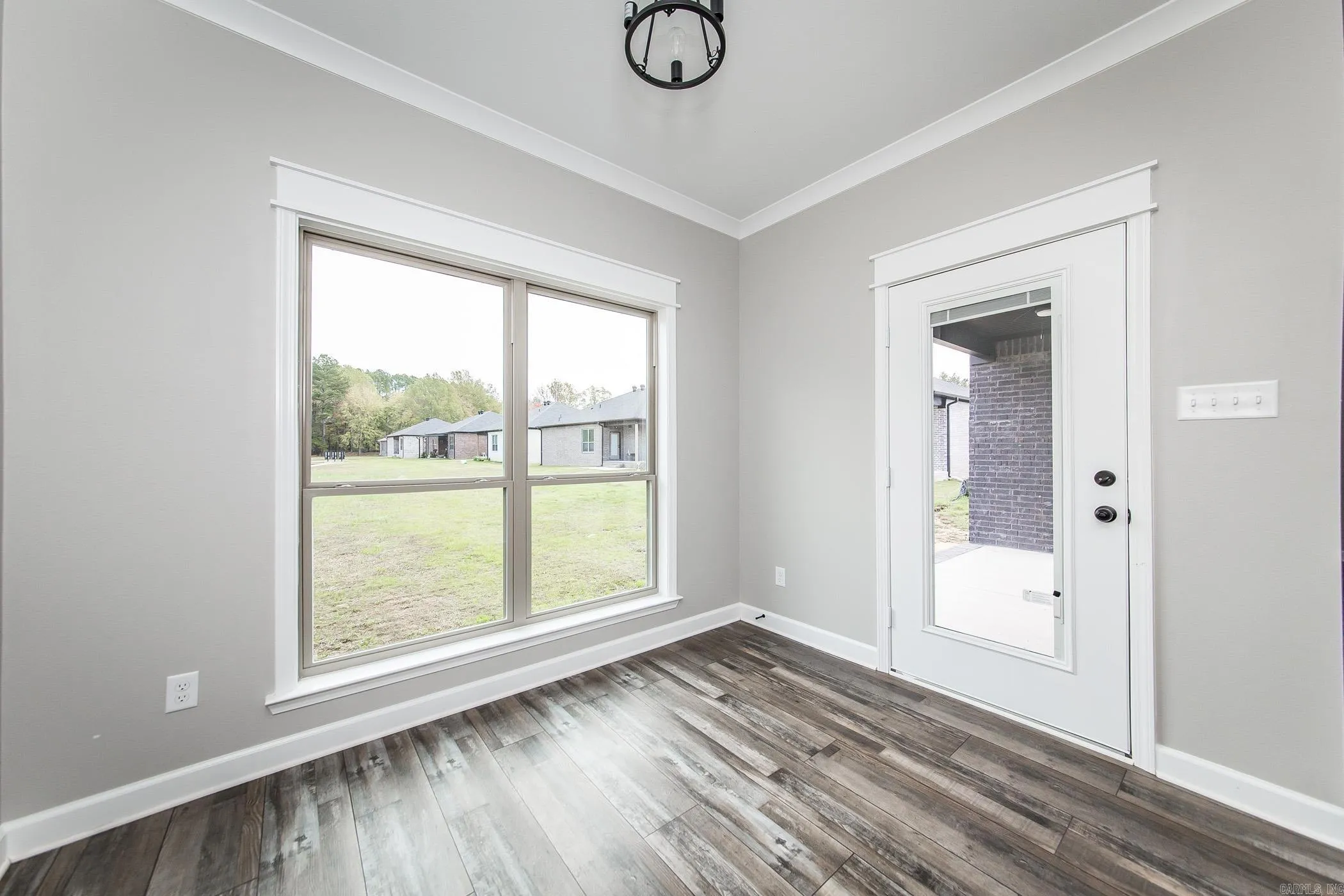 Property at 932  Villa vista - Image 32