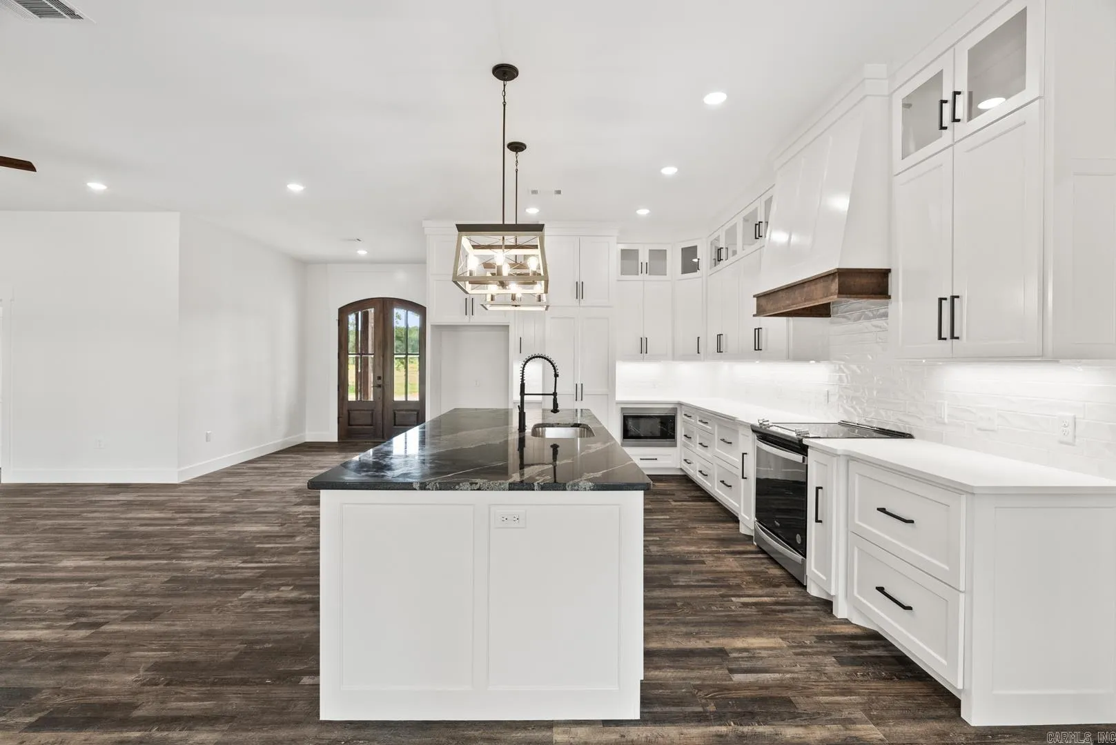 Property at 116  Republican loop - Image 15