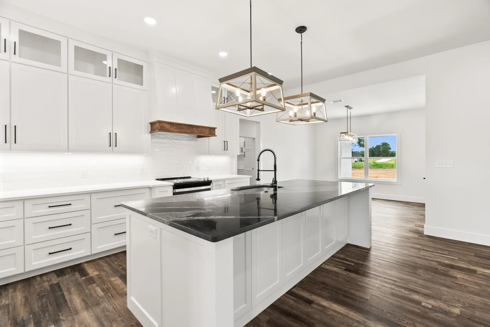 Property at 116  Republican loop - Image 17