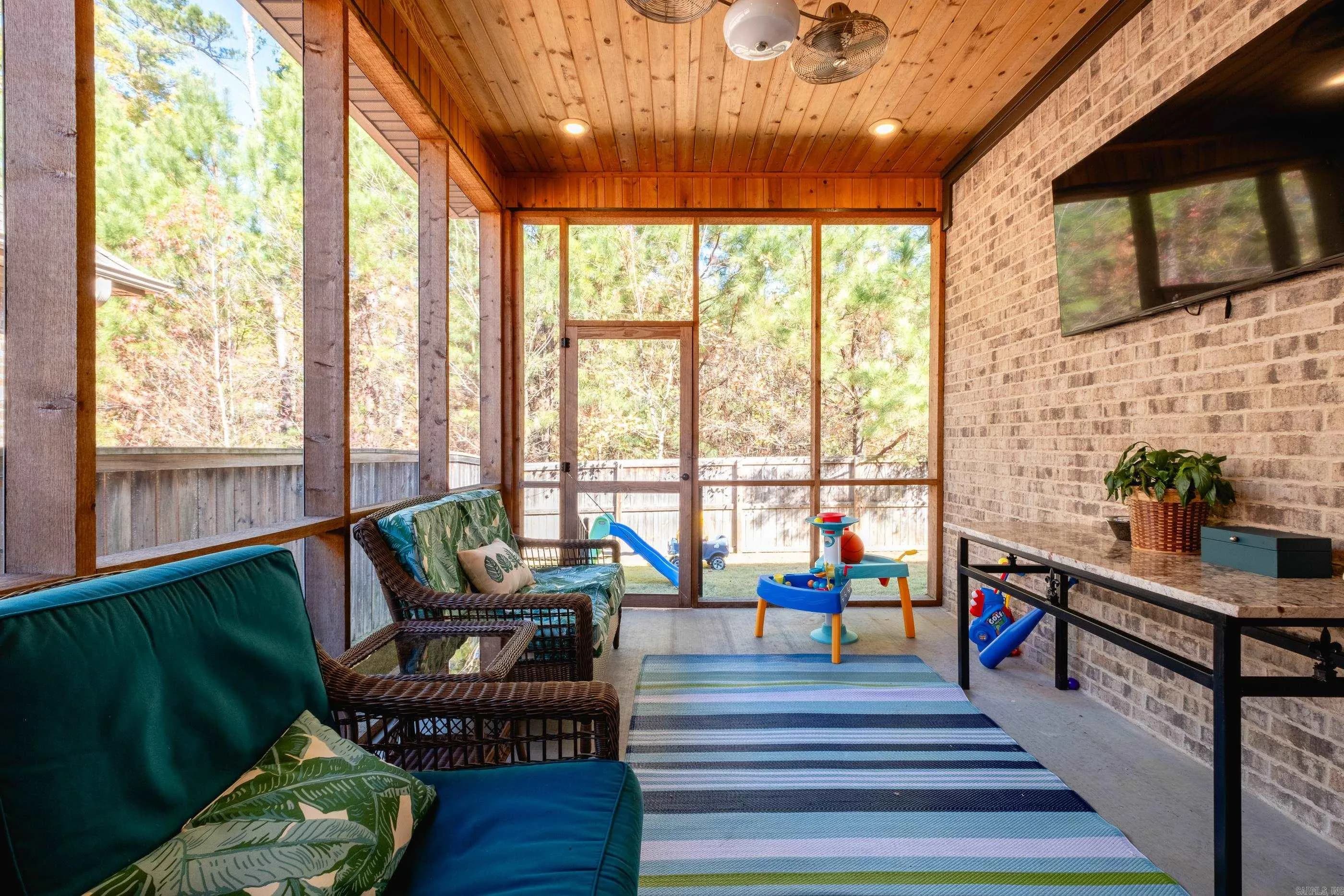 Property at 14  Wildwood place - Image 45