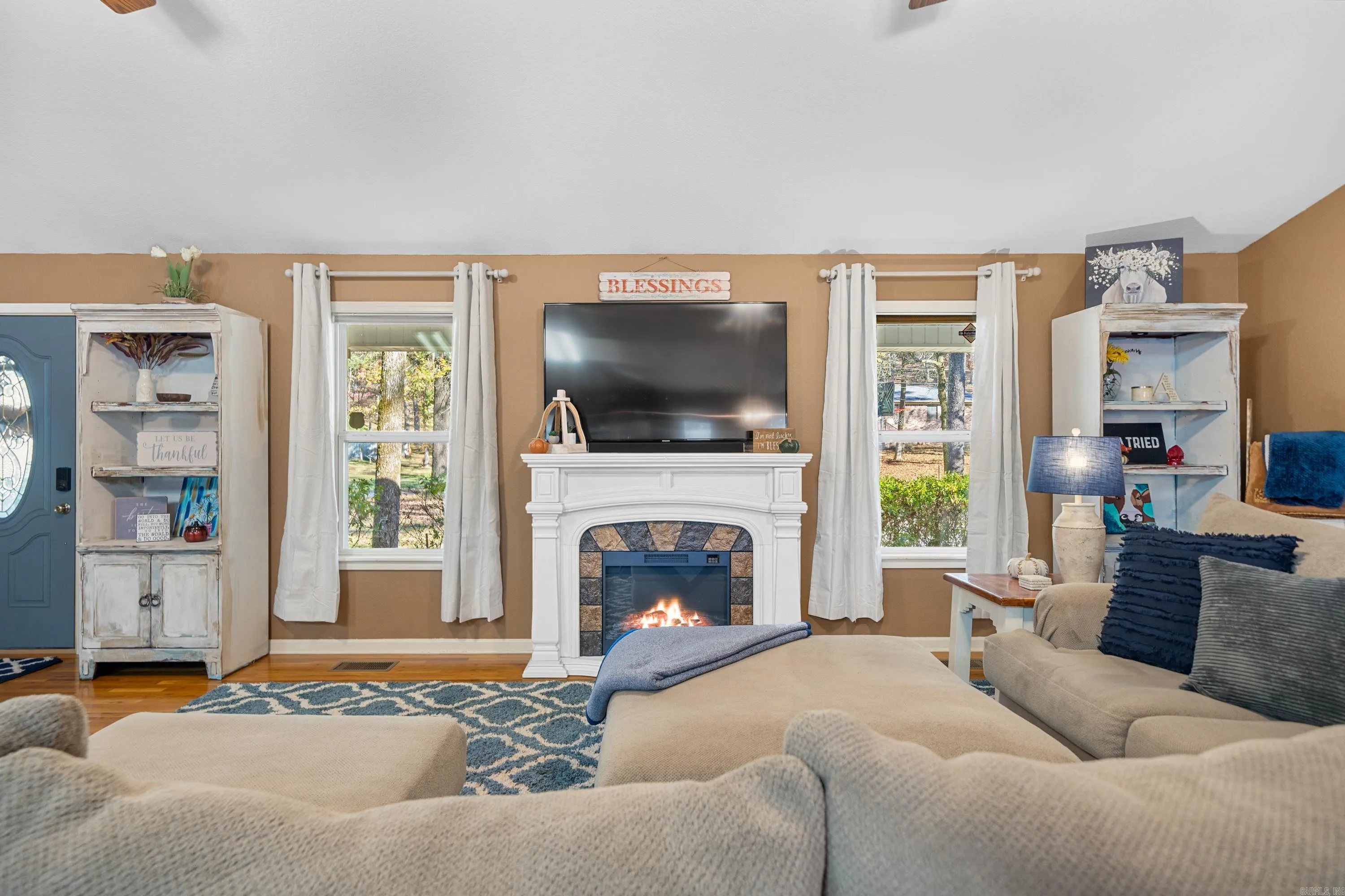 Property at 163  Fox - Image 6