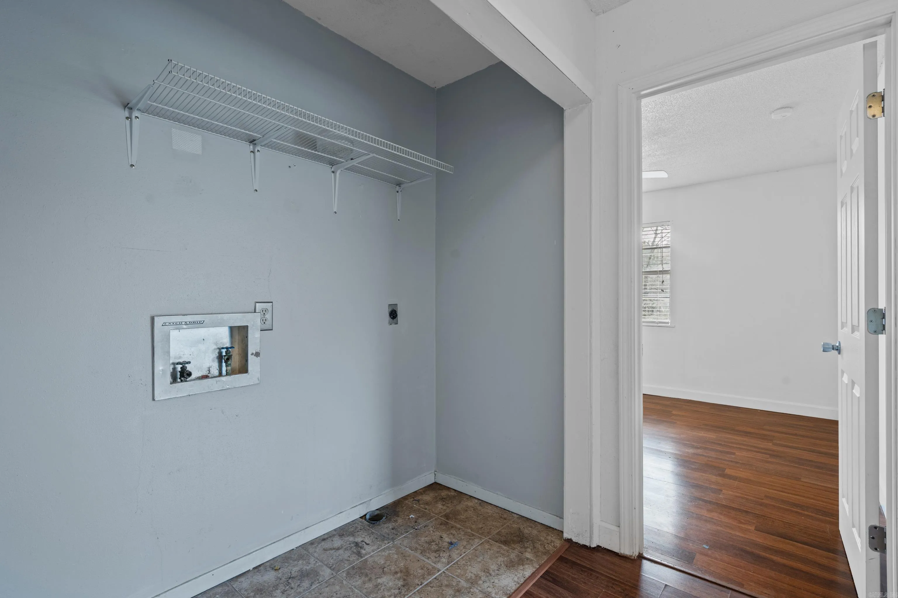 Property at 140  Waine - Image 13