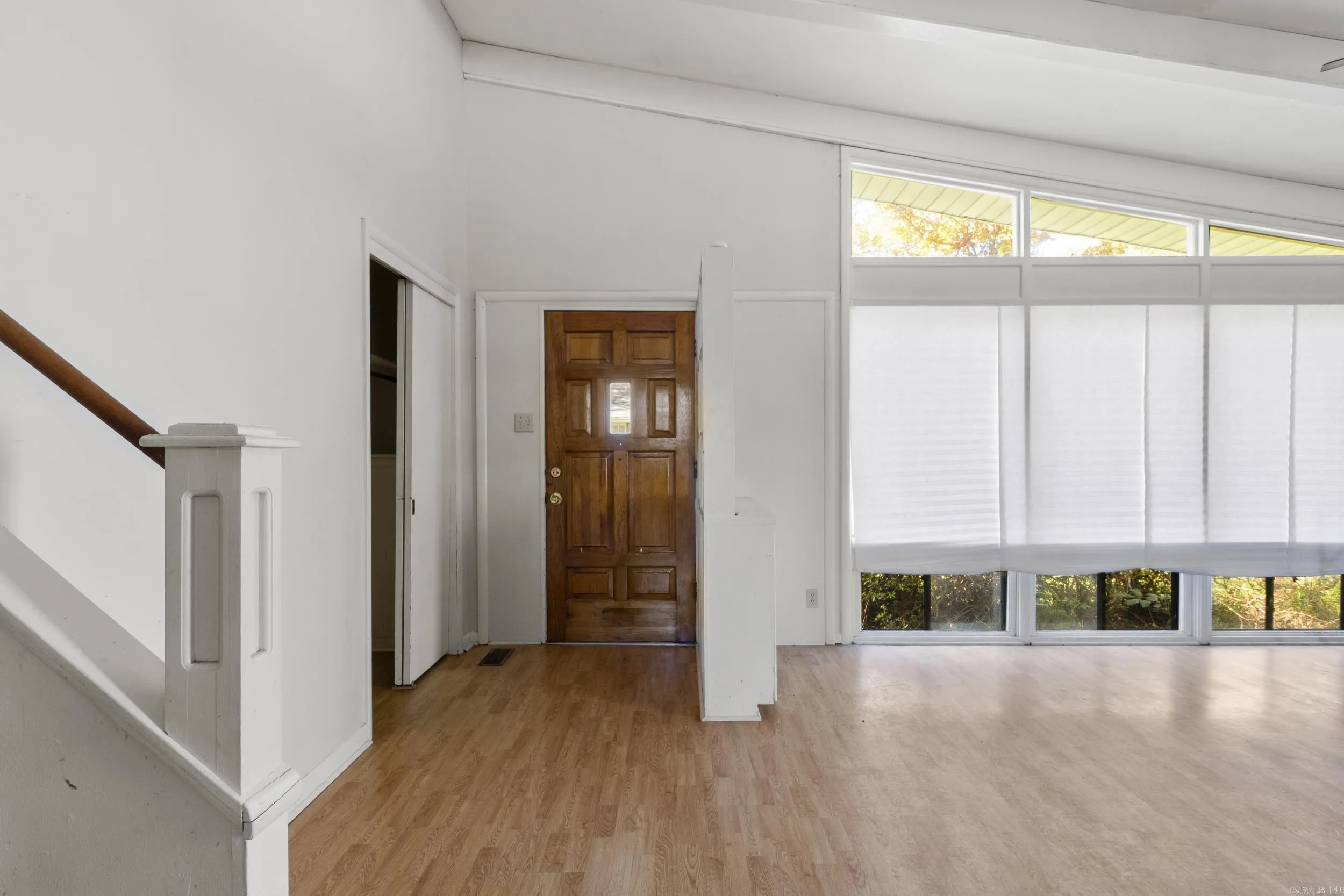 Property at 4600  Rosemont - Image 3