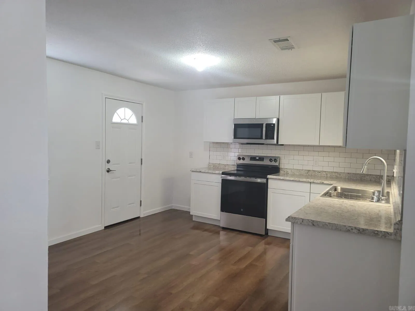 Property at 1320 W 57th - Image 8
