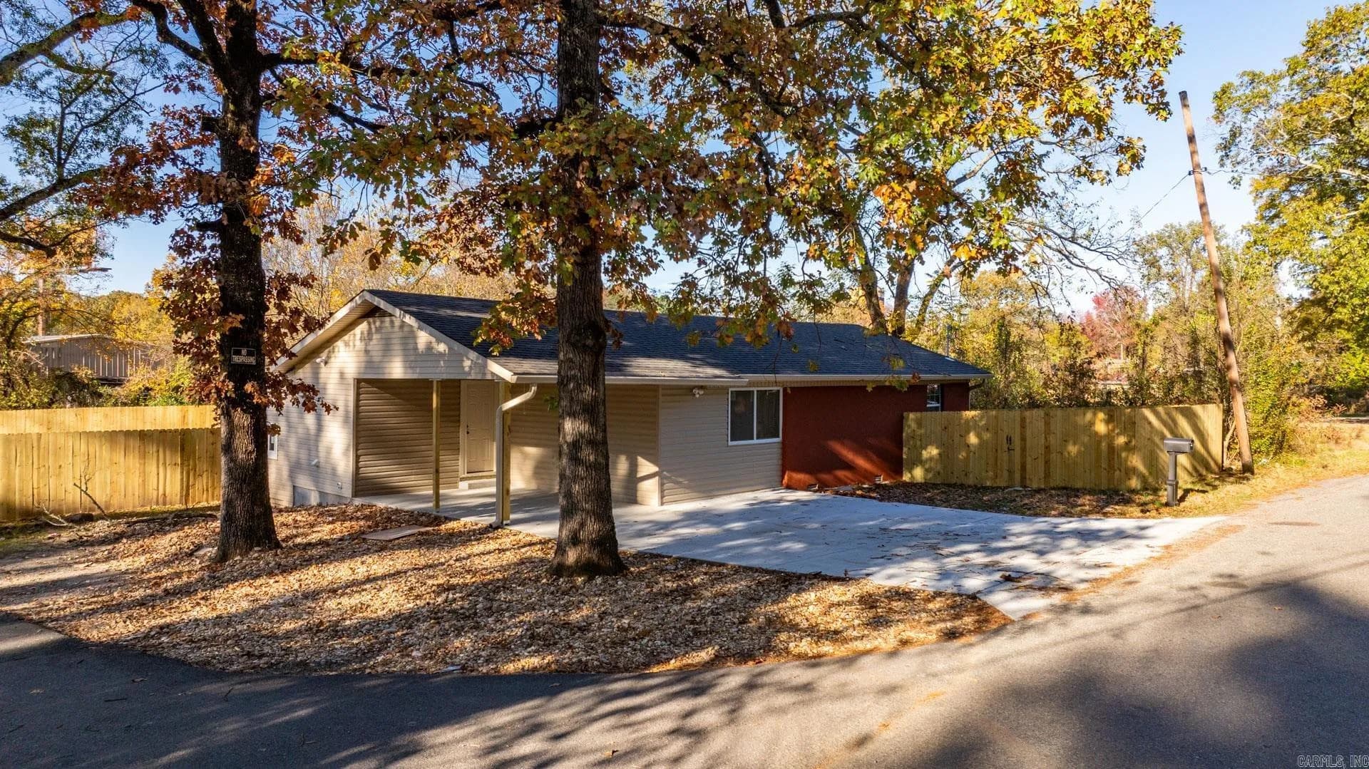 Property at 4611  Hillard - Image 25