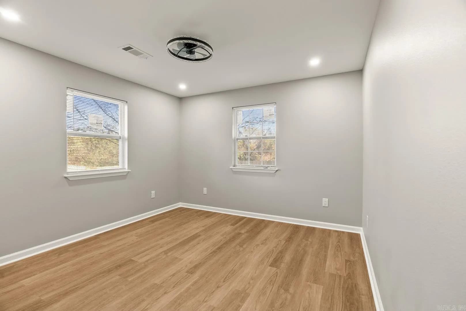 Property at 4611  Hillard - Image 15