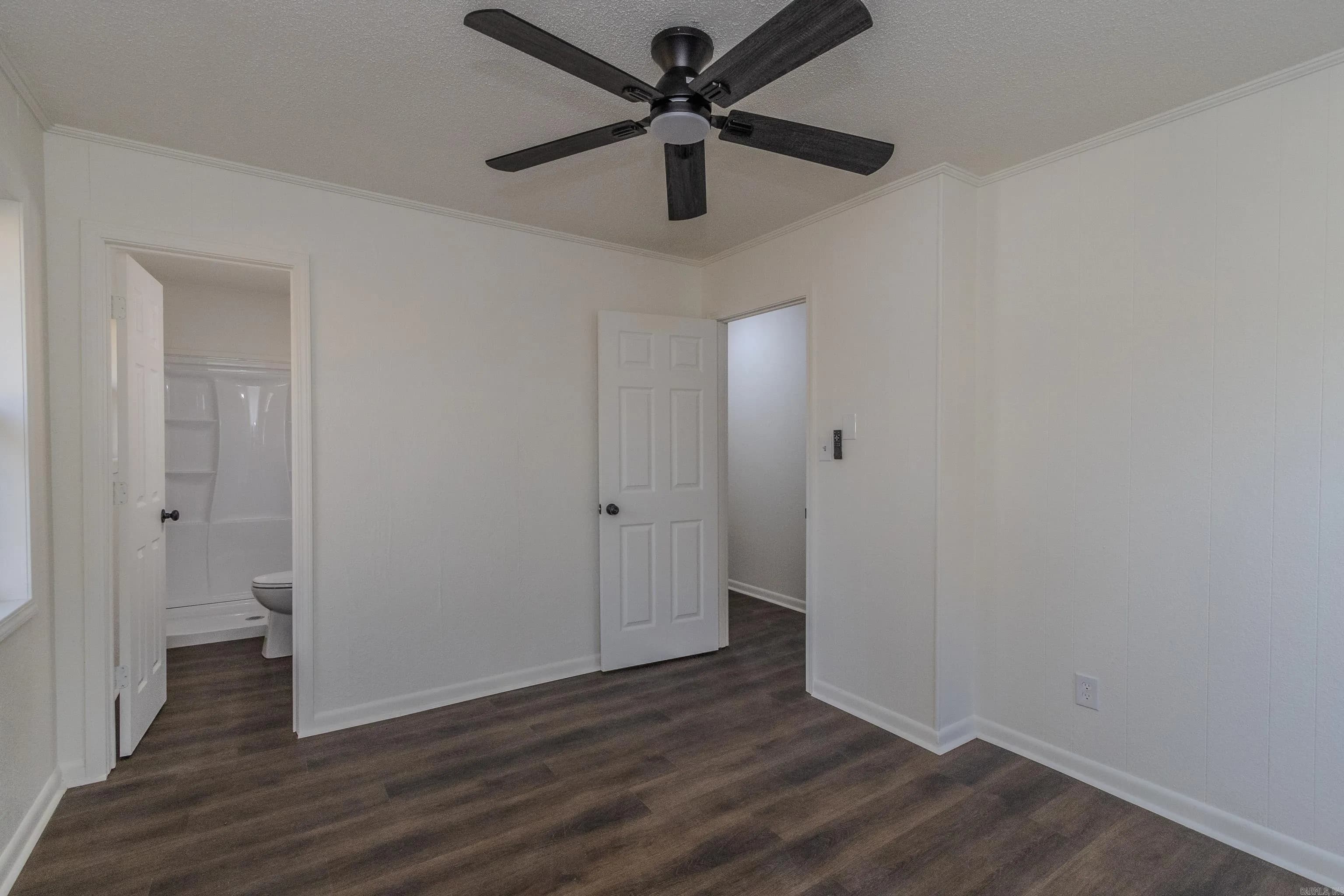 Property at 907  Sunrise - Image 15
