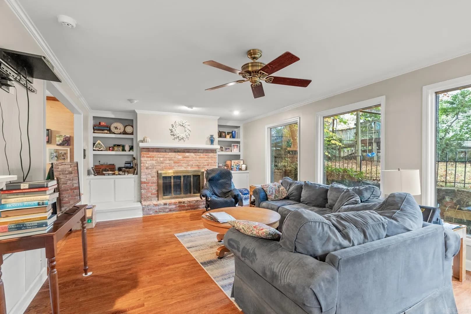 Property at 4916  Club - Image 16