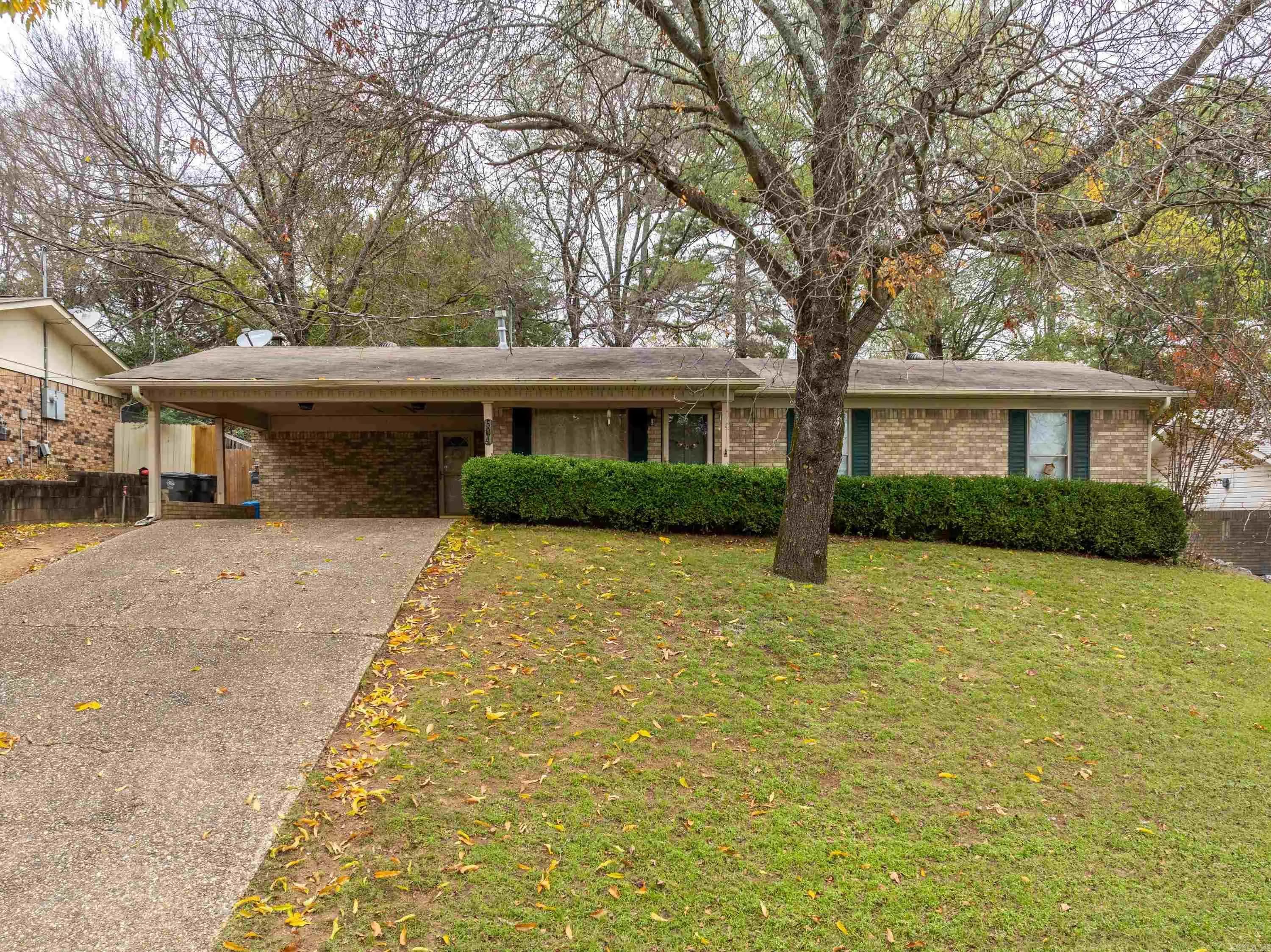 Property at 504  Ridgeview - Image 1