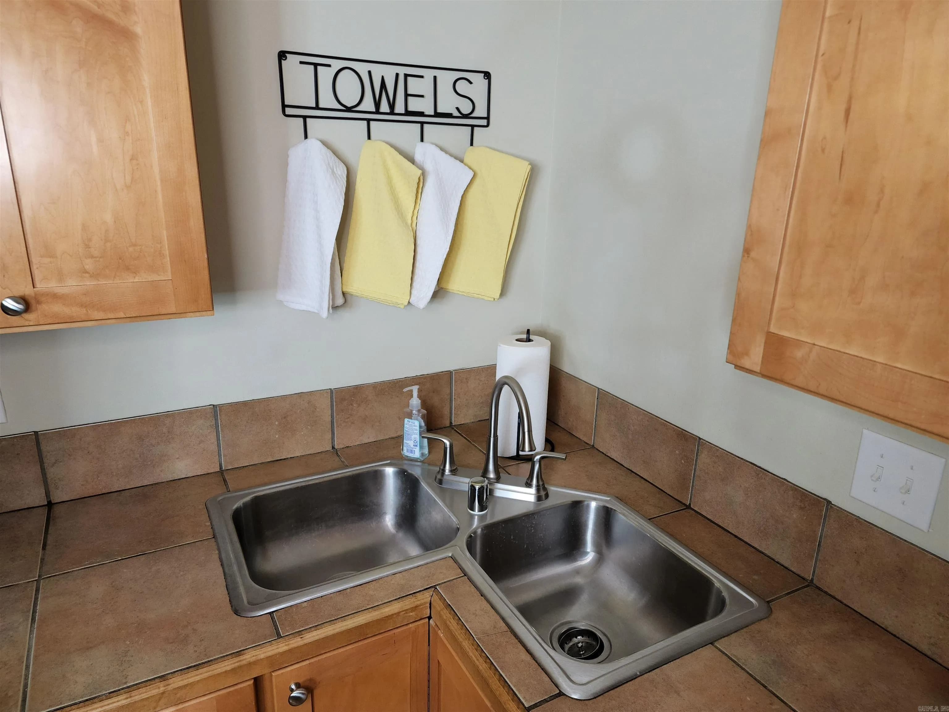 Property at 515 E Capitol, 102 - Image 10
