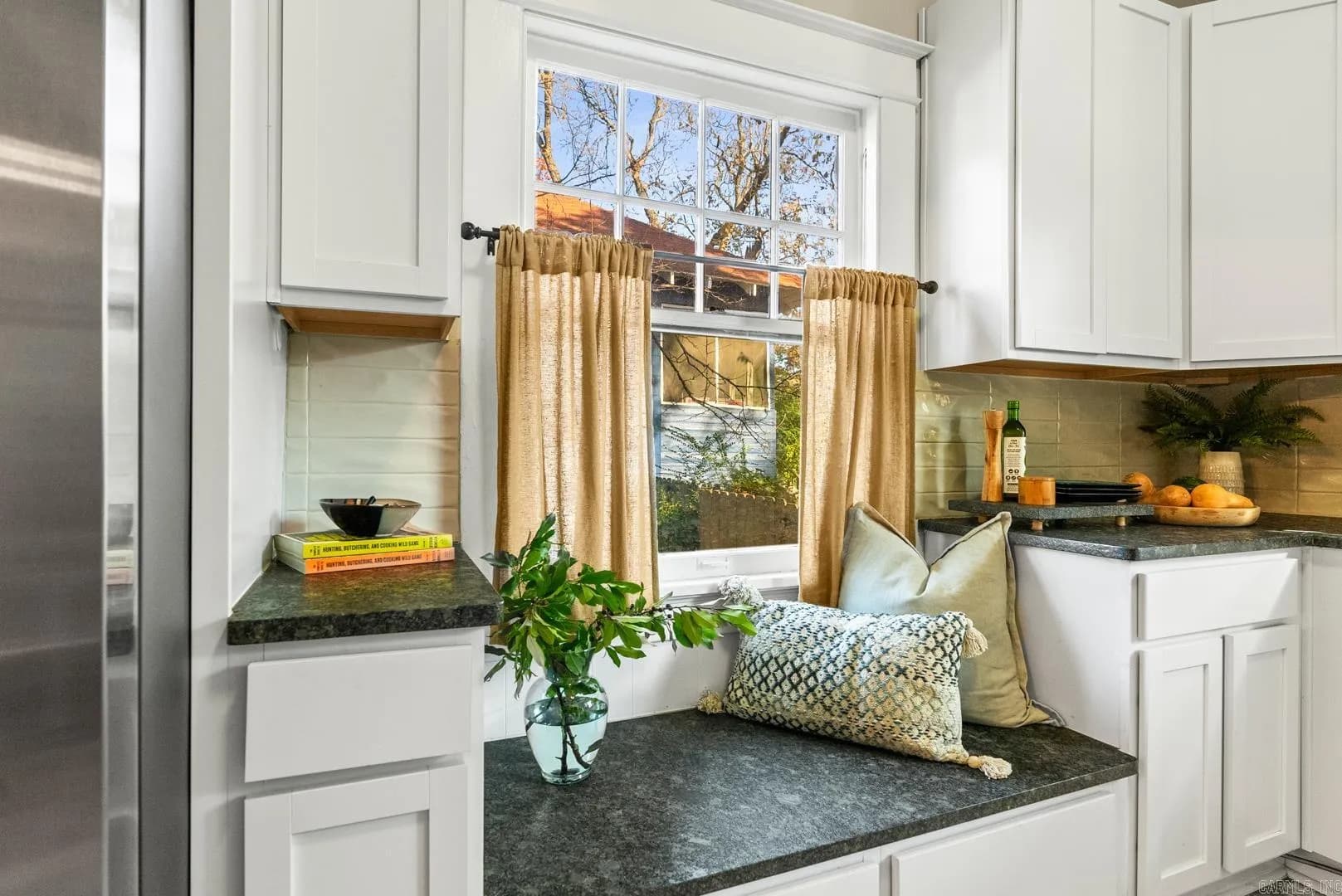 Property at 135  Booker - Image 15