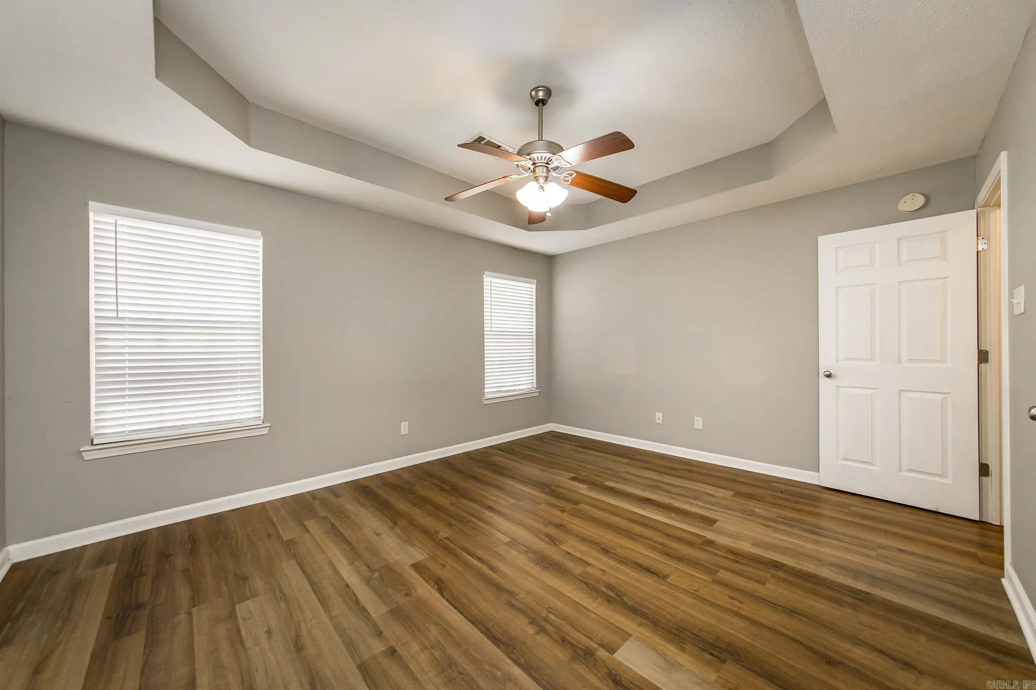 Property at 16  Weatherwood - Image 16