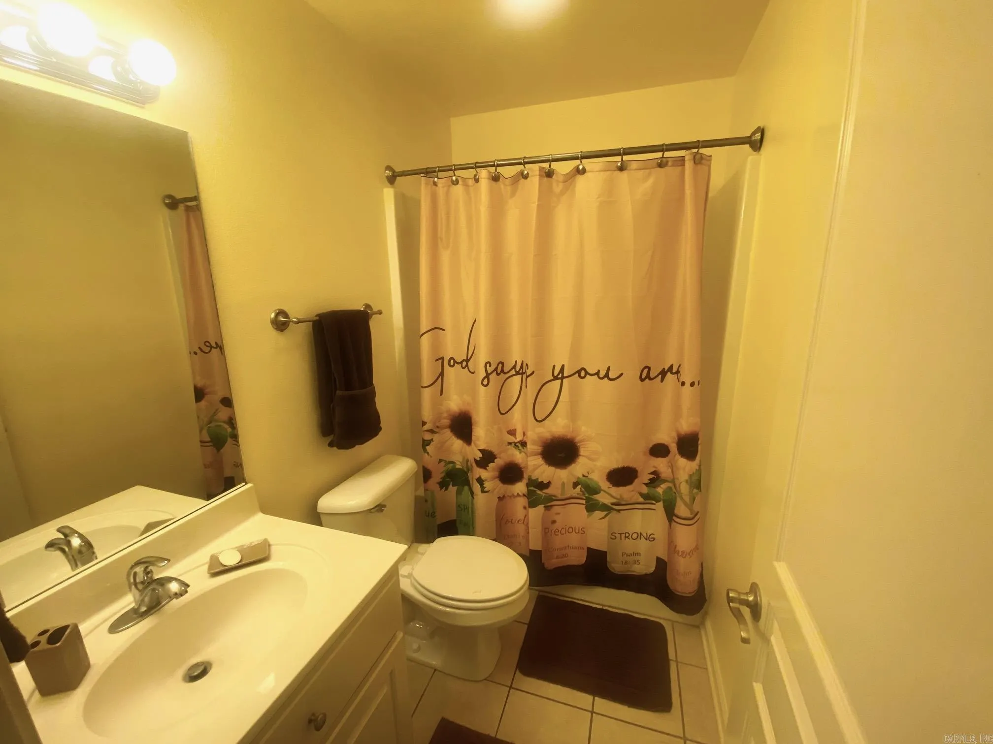 Property at 1240  Navajo - Image 18
