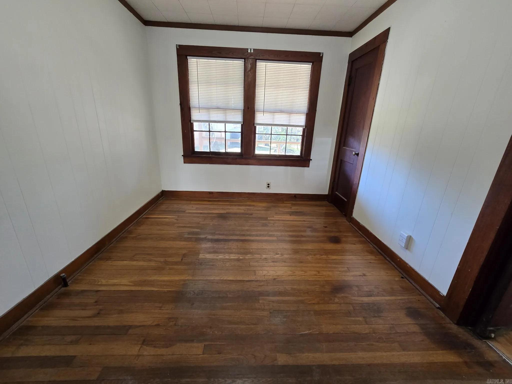 Property at 408 W Pine - Image 9