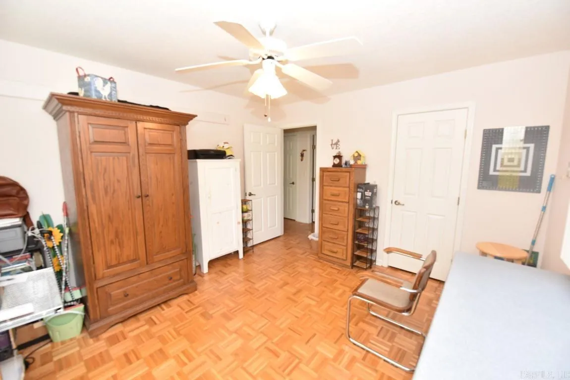 Property at 136  Pine hill - Image 14