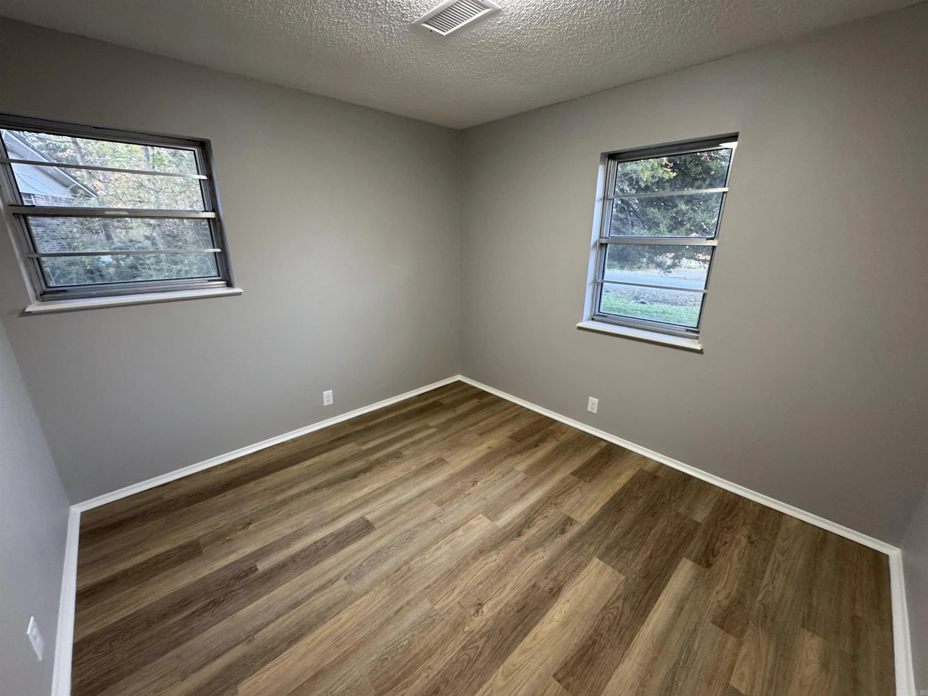 Property at 508  Spruce - Image 19