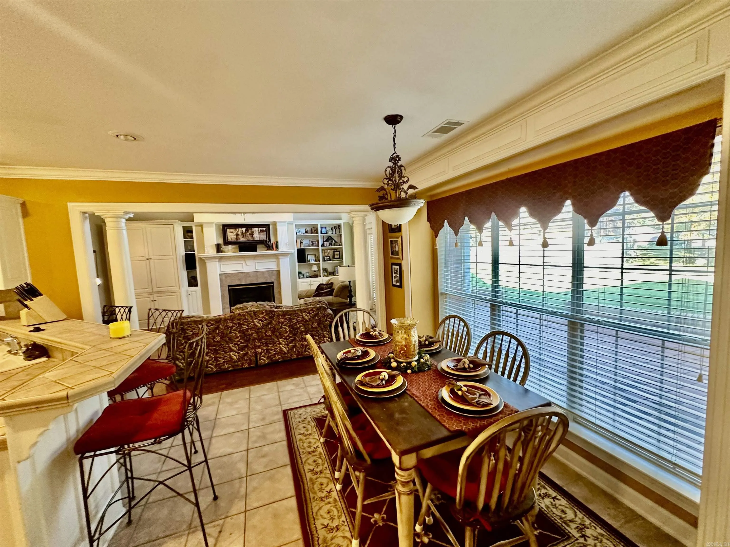 Property at 107  Fontainbleau - Image 30