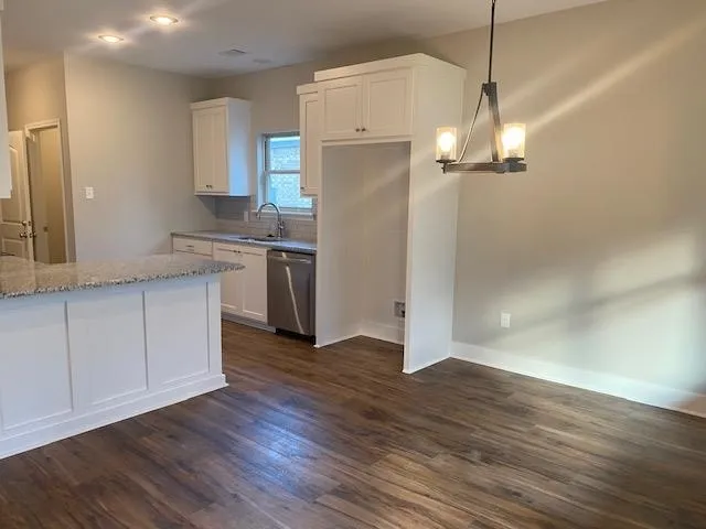 Property at 4  Dandelion - Image 7