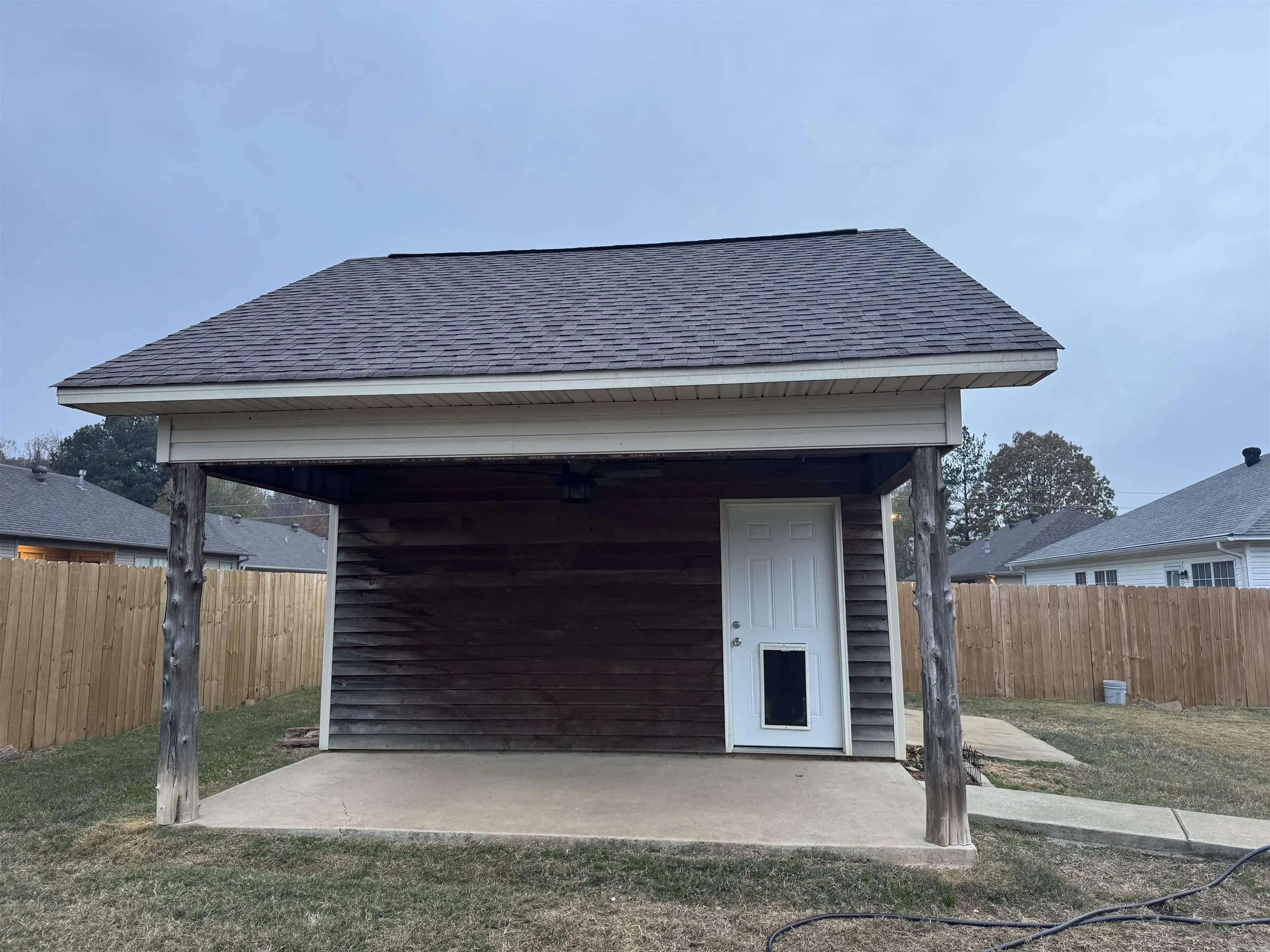 Property at 15  Lilac - Image 4