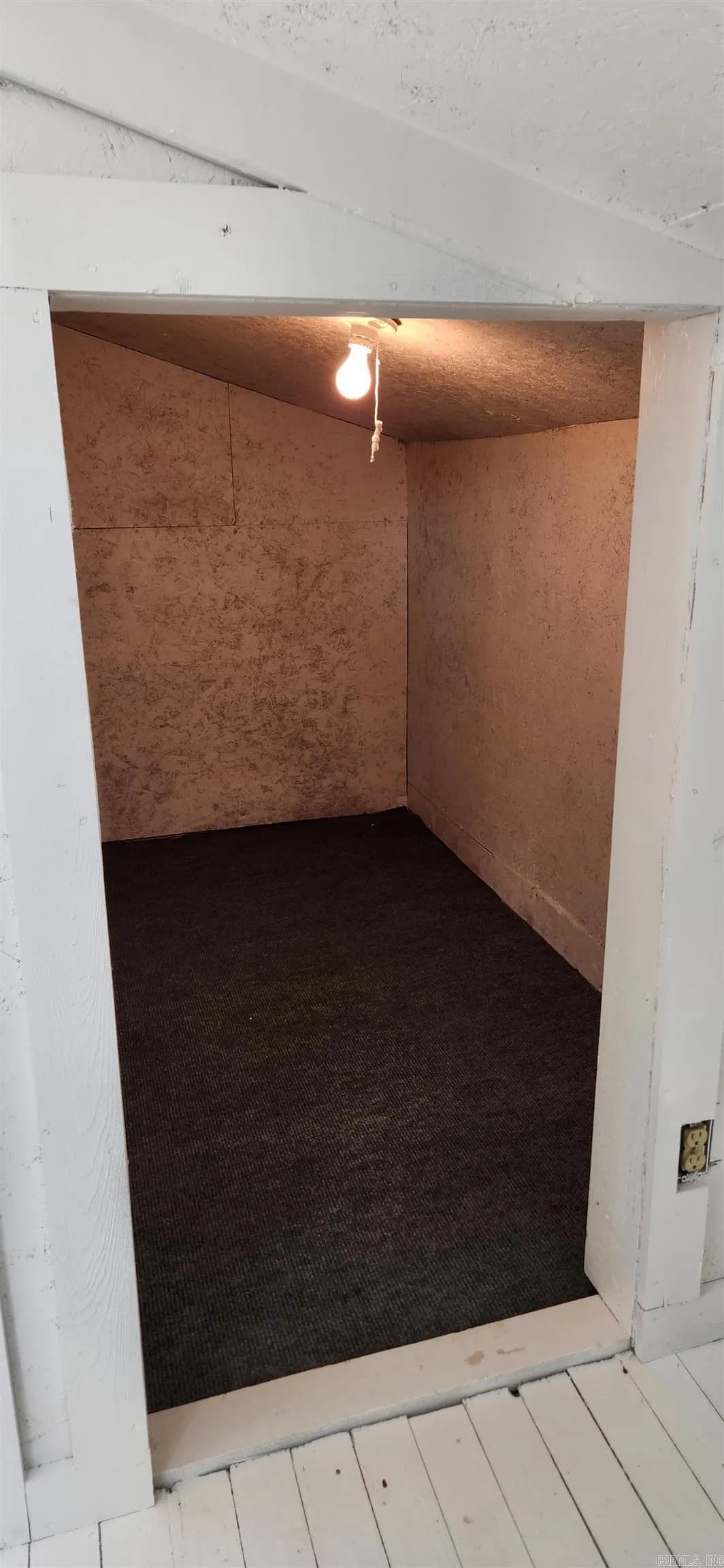Property at 284  Armstead - Image 42