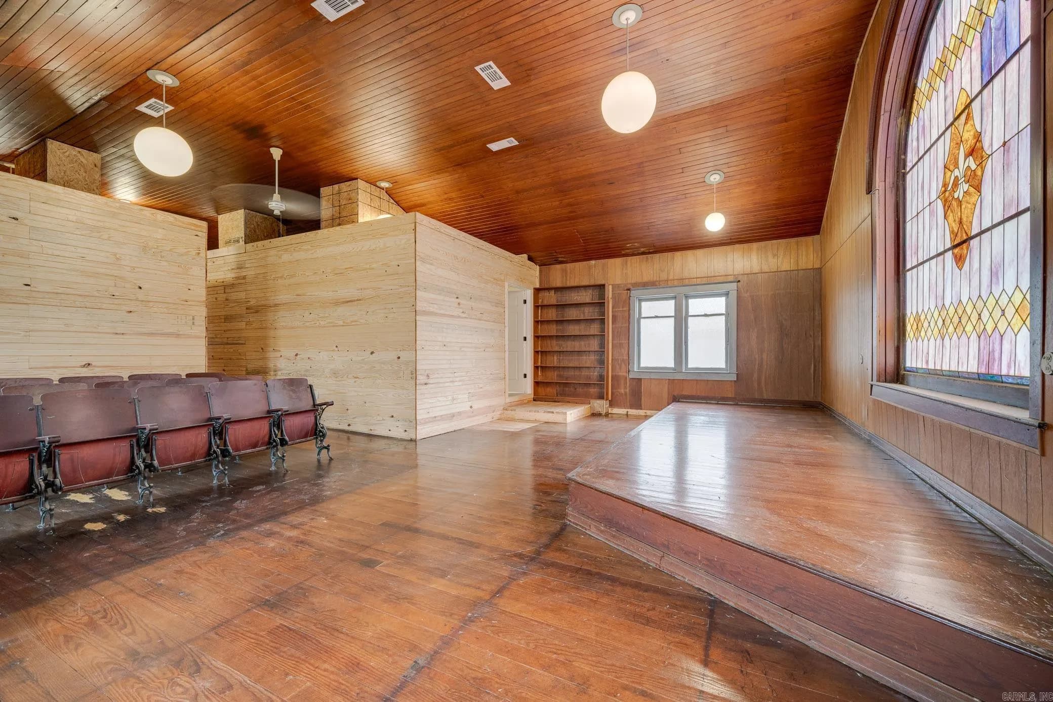 Property at 406 E Church - Image 7