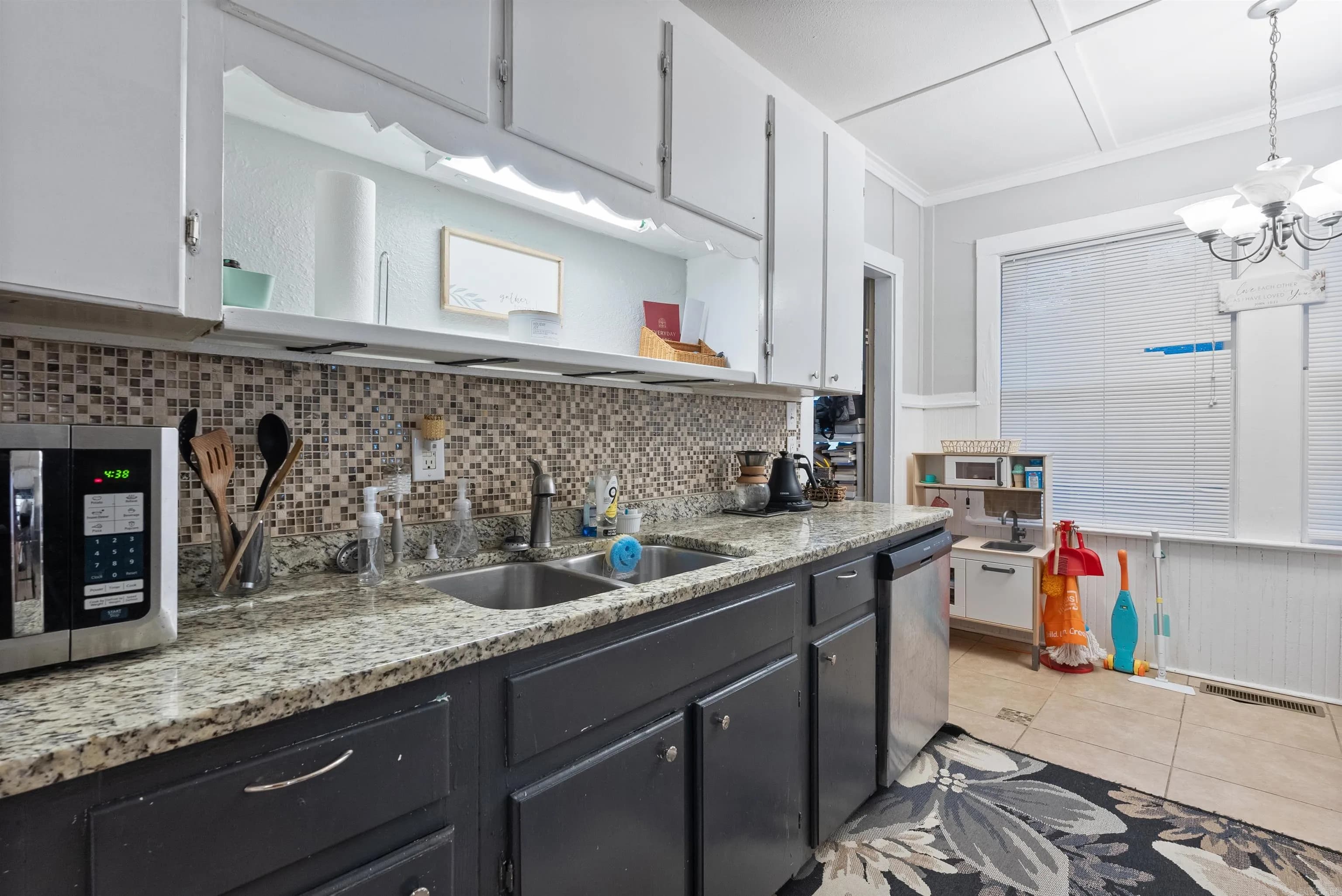 Property at 207 S Laurel st - Image 20
