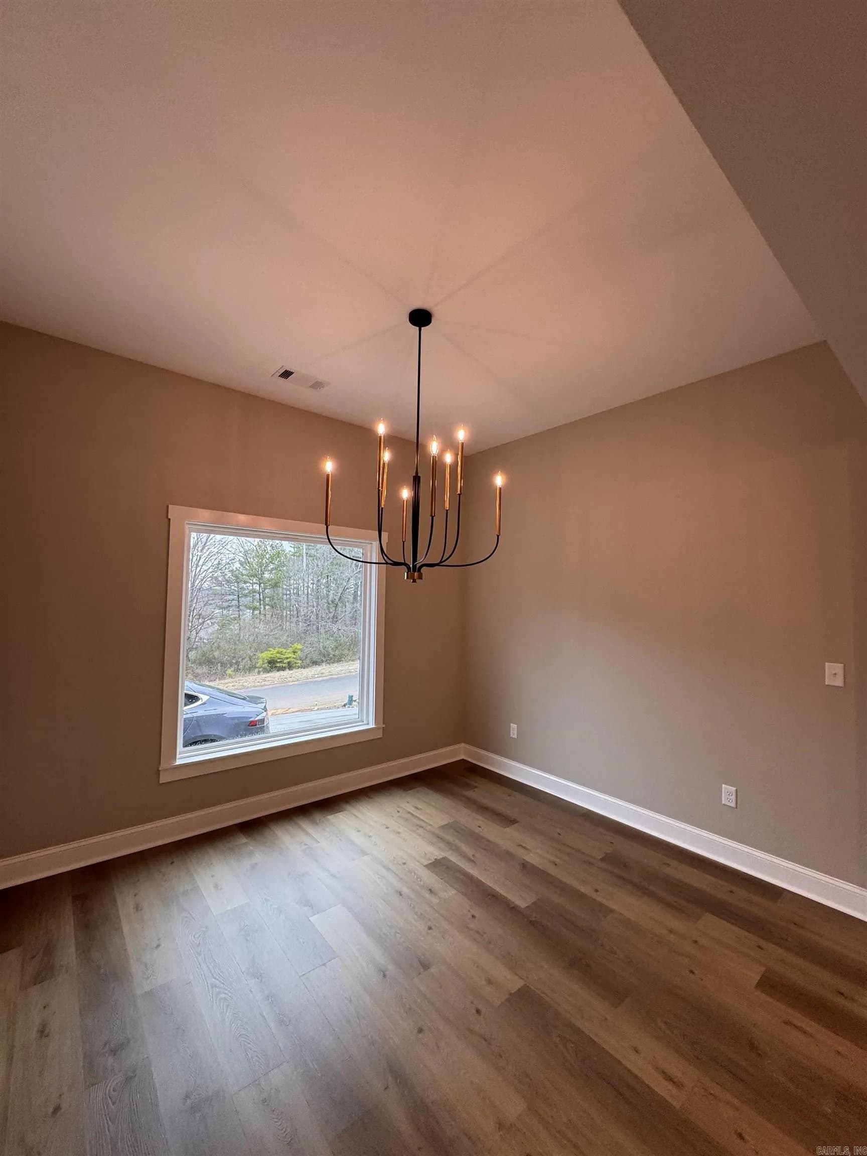 Property at 614  Adamson - Image 31