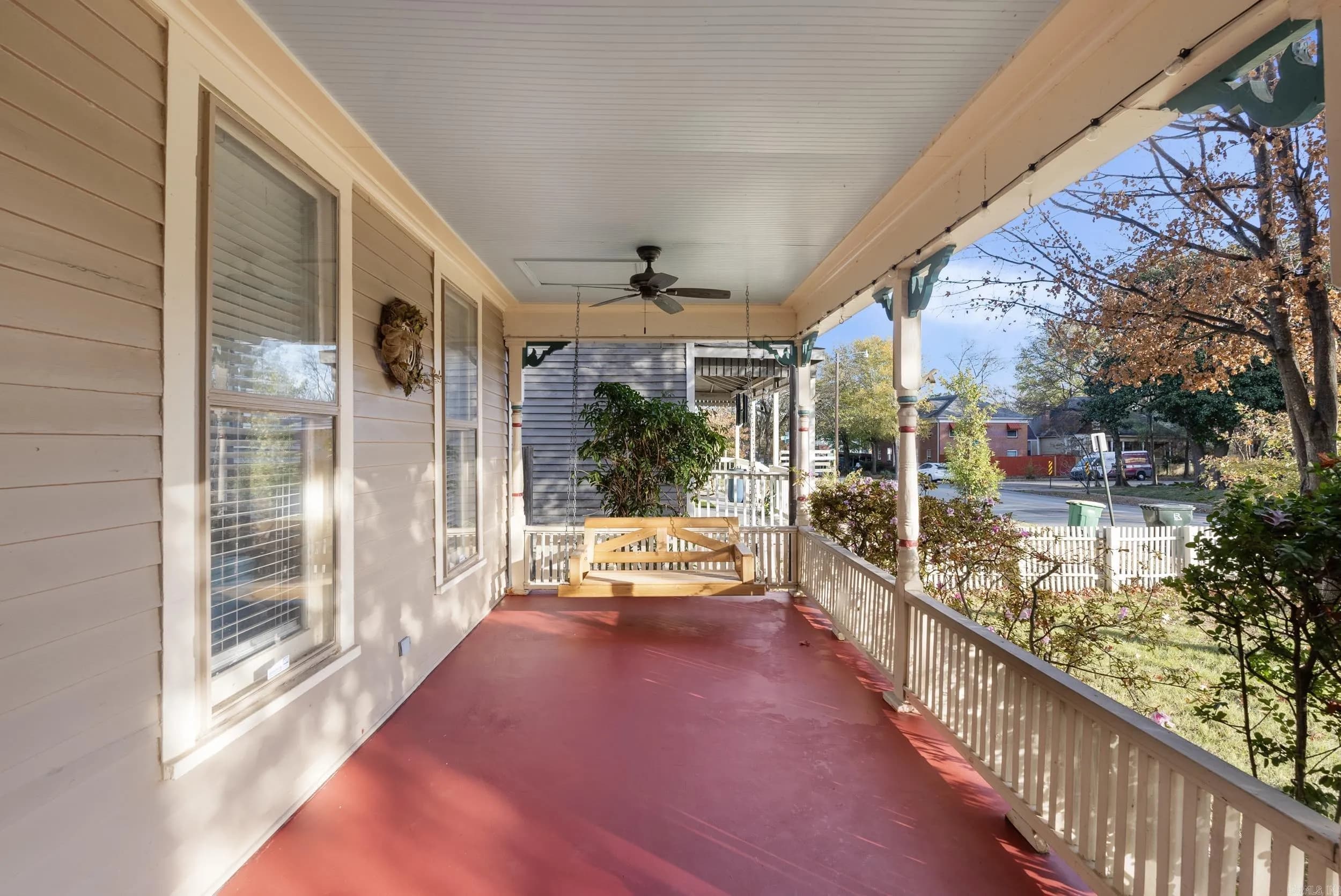 Property at 610 W Daisy l gatson bates - Image 3