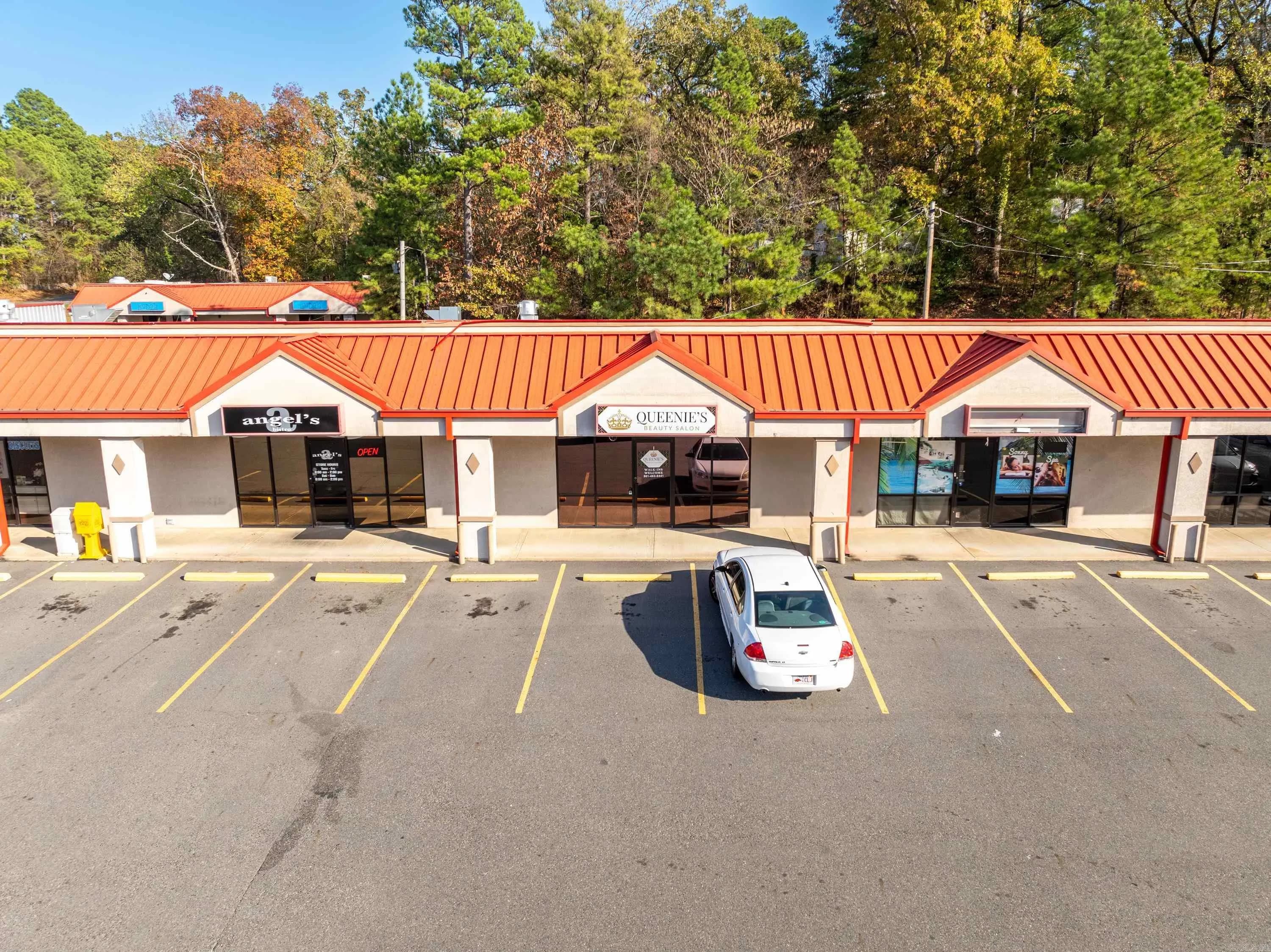 Property at 5001  Central - Image 20