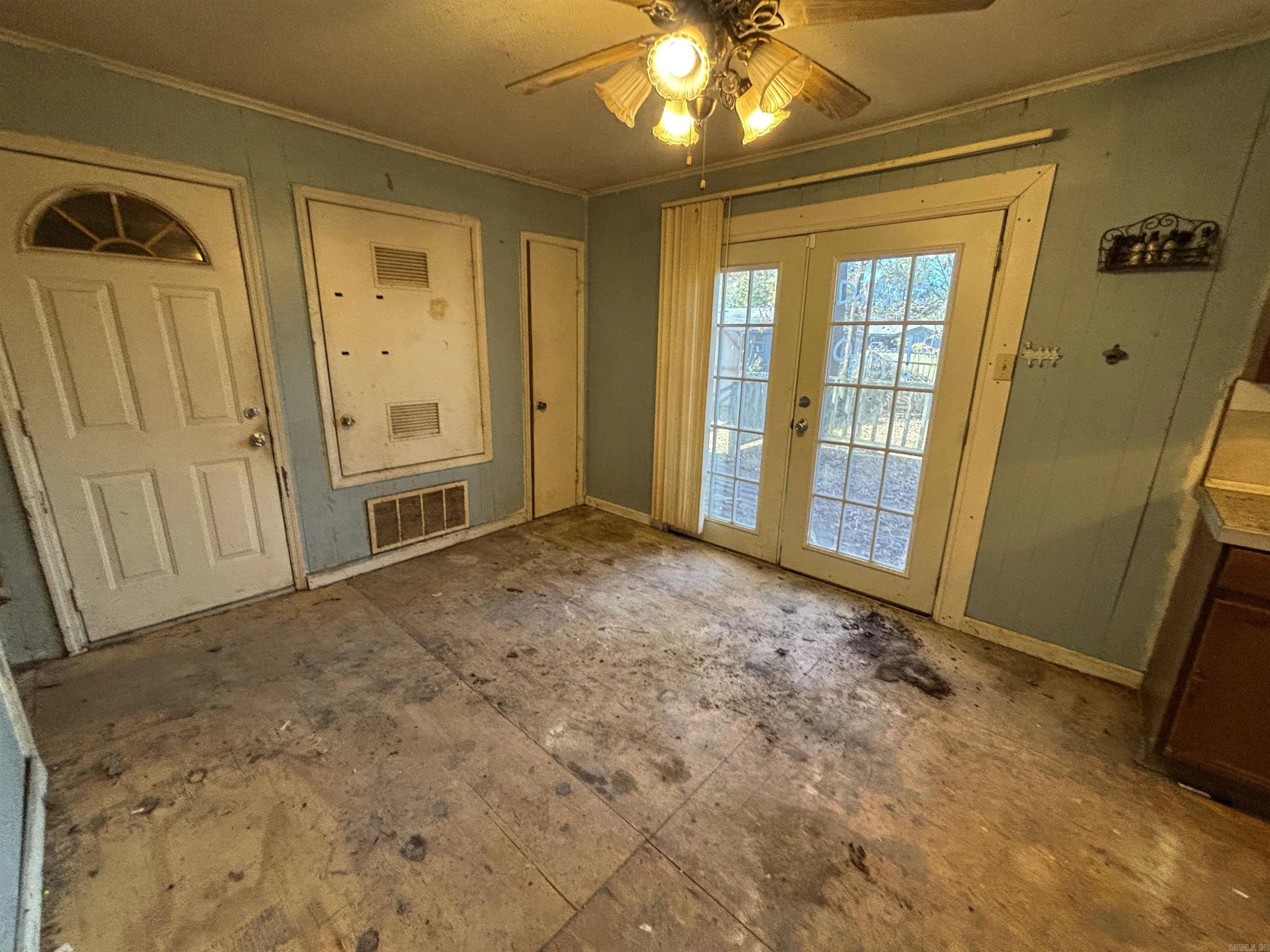 Property at 66  Wright - Image 16